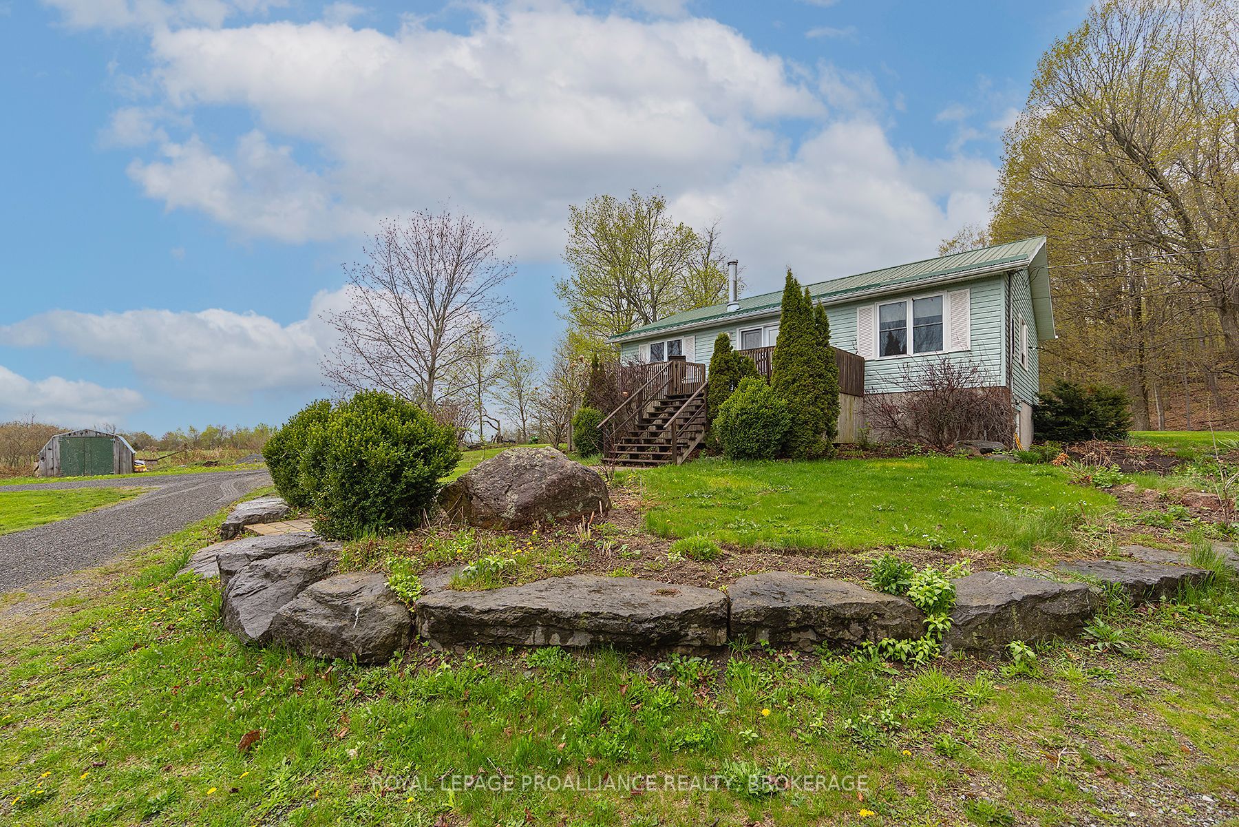 2291 Sands Road Property Photo 5