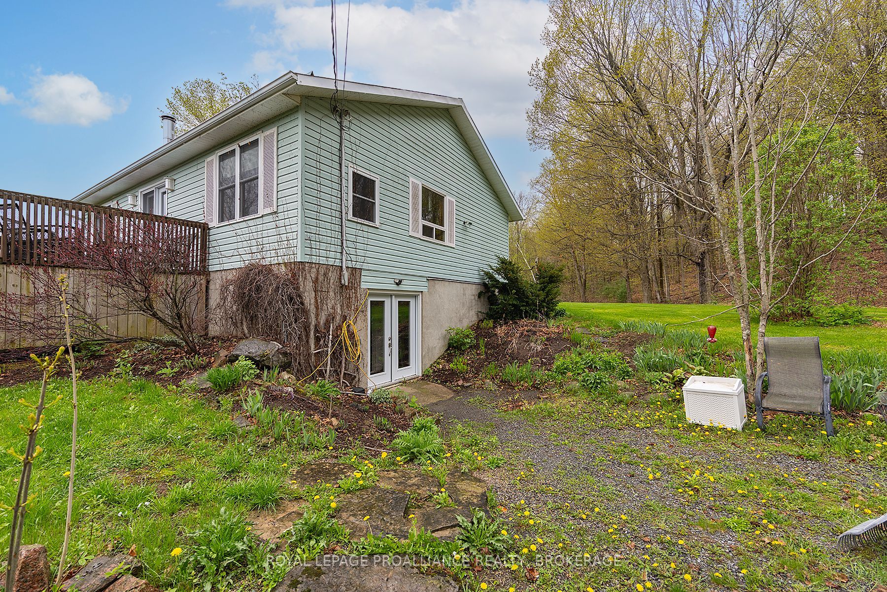 2291 Sands Road Property Photo 6