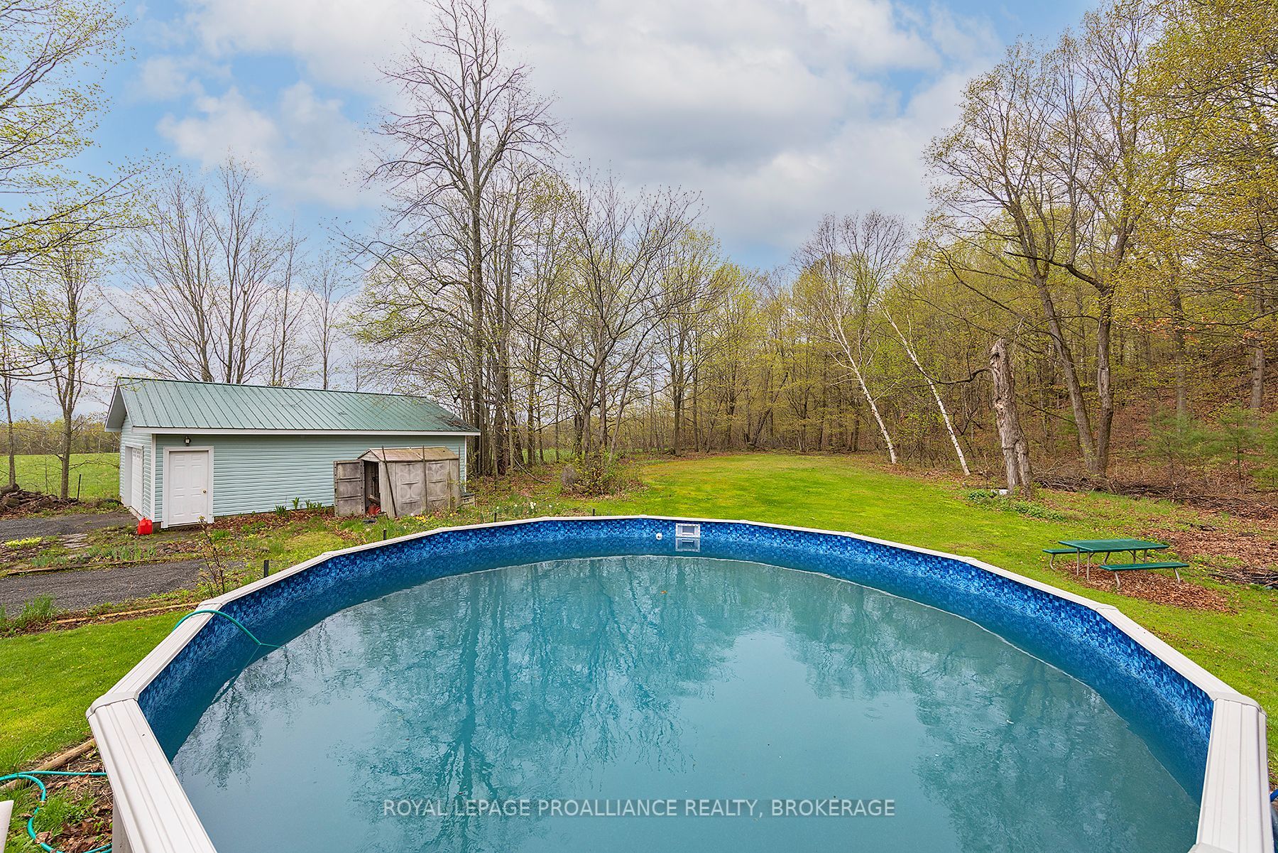 2291 Sands Road Property Photo 9