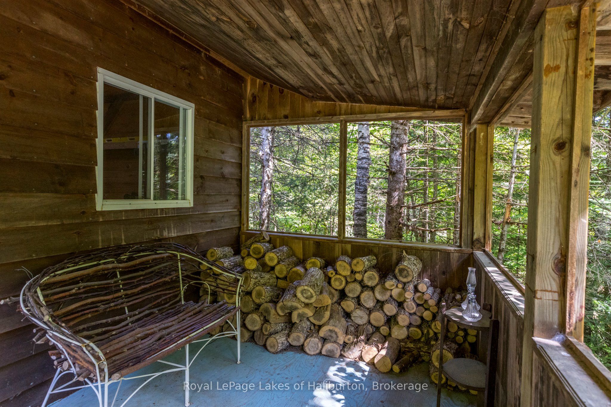 1880 Boldts Lane Property Photo 6