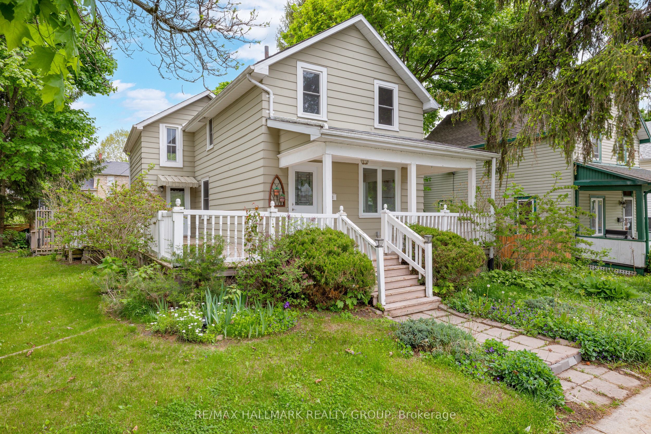 118 Wellington Street Property Photo 1