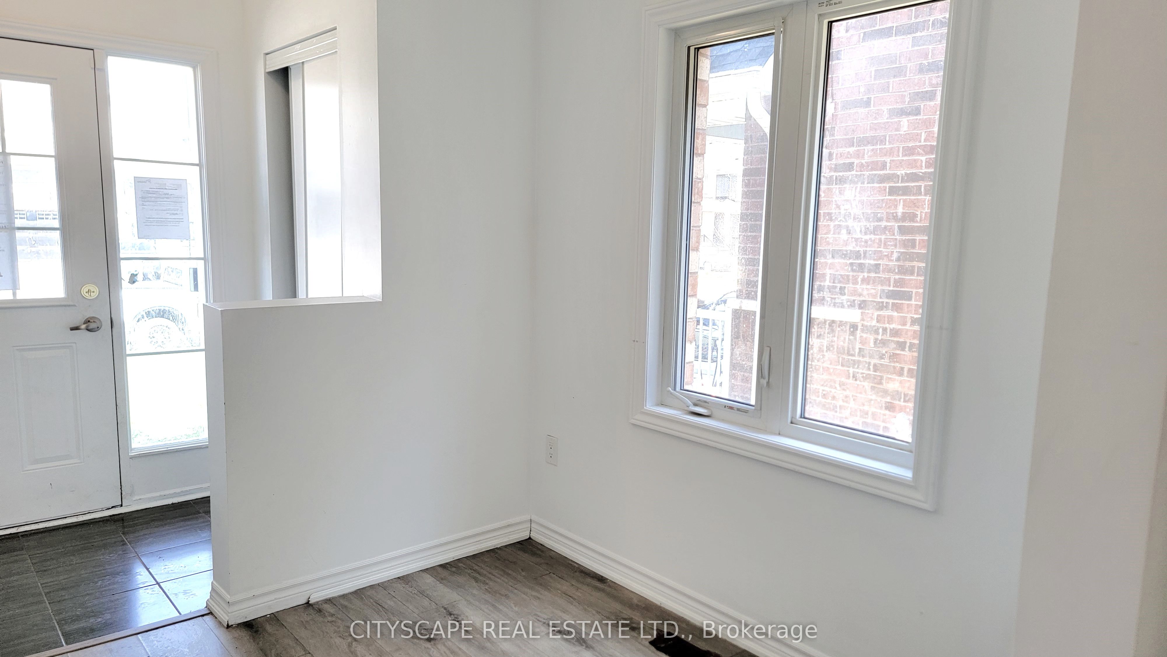 228 Ridley Crescent Property Photo 7