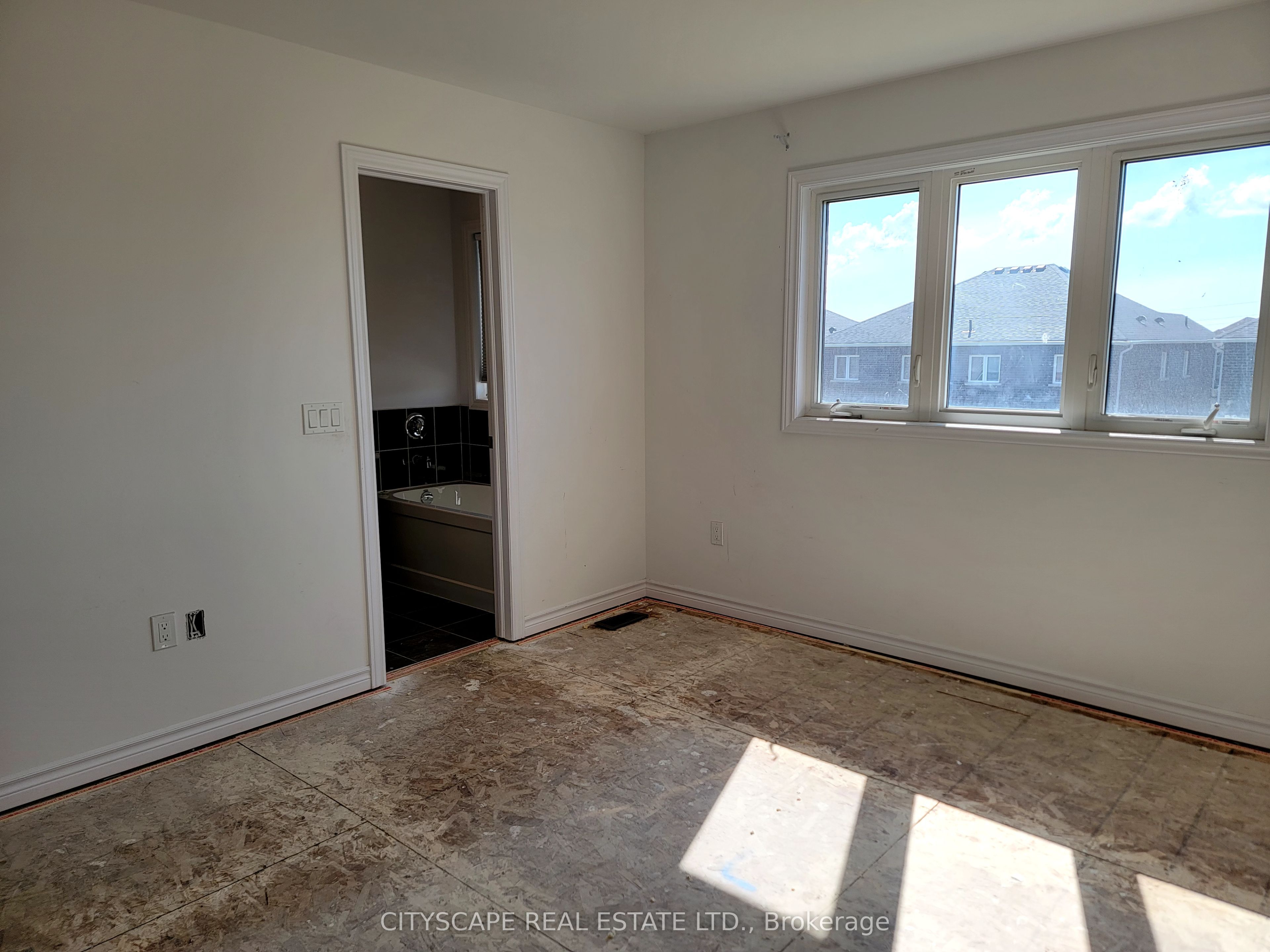 228 Ridley Crescent Property Photo 27