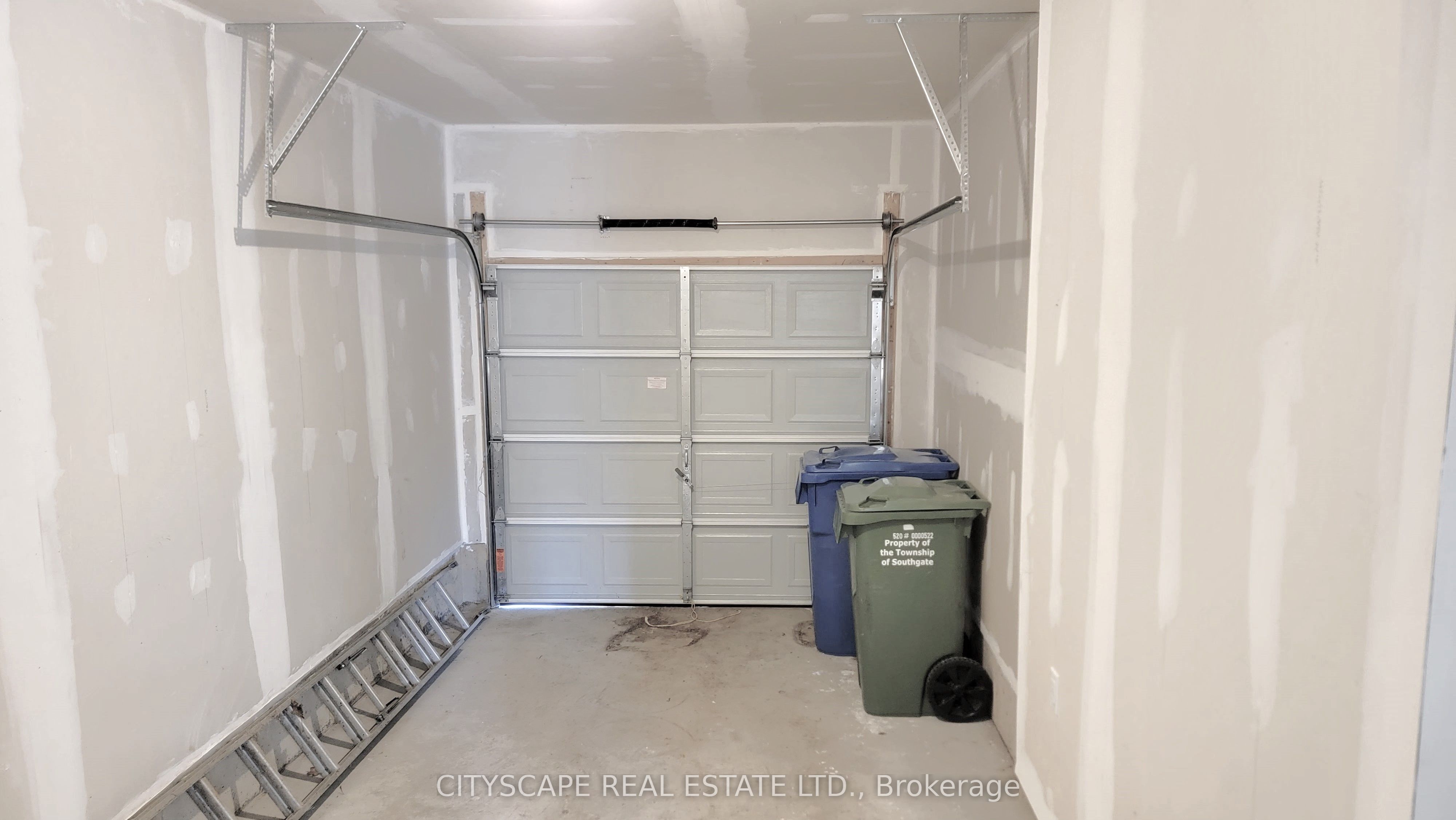 228 Ridley Crescent Property Photo 42