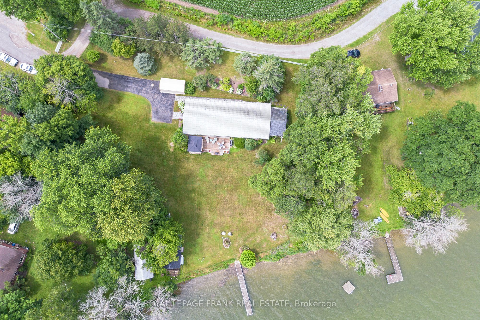 46 LAKEVIEW Boulevard