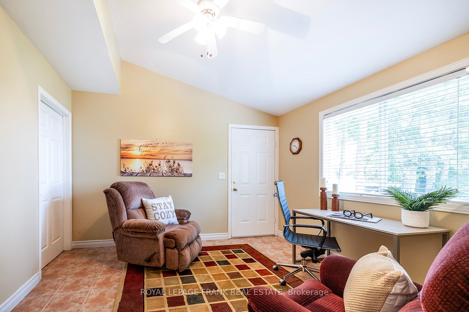 46 Lakeview Boulevard Property Photo 30
