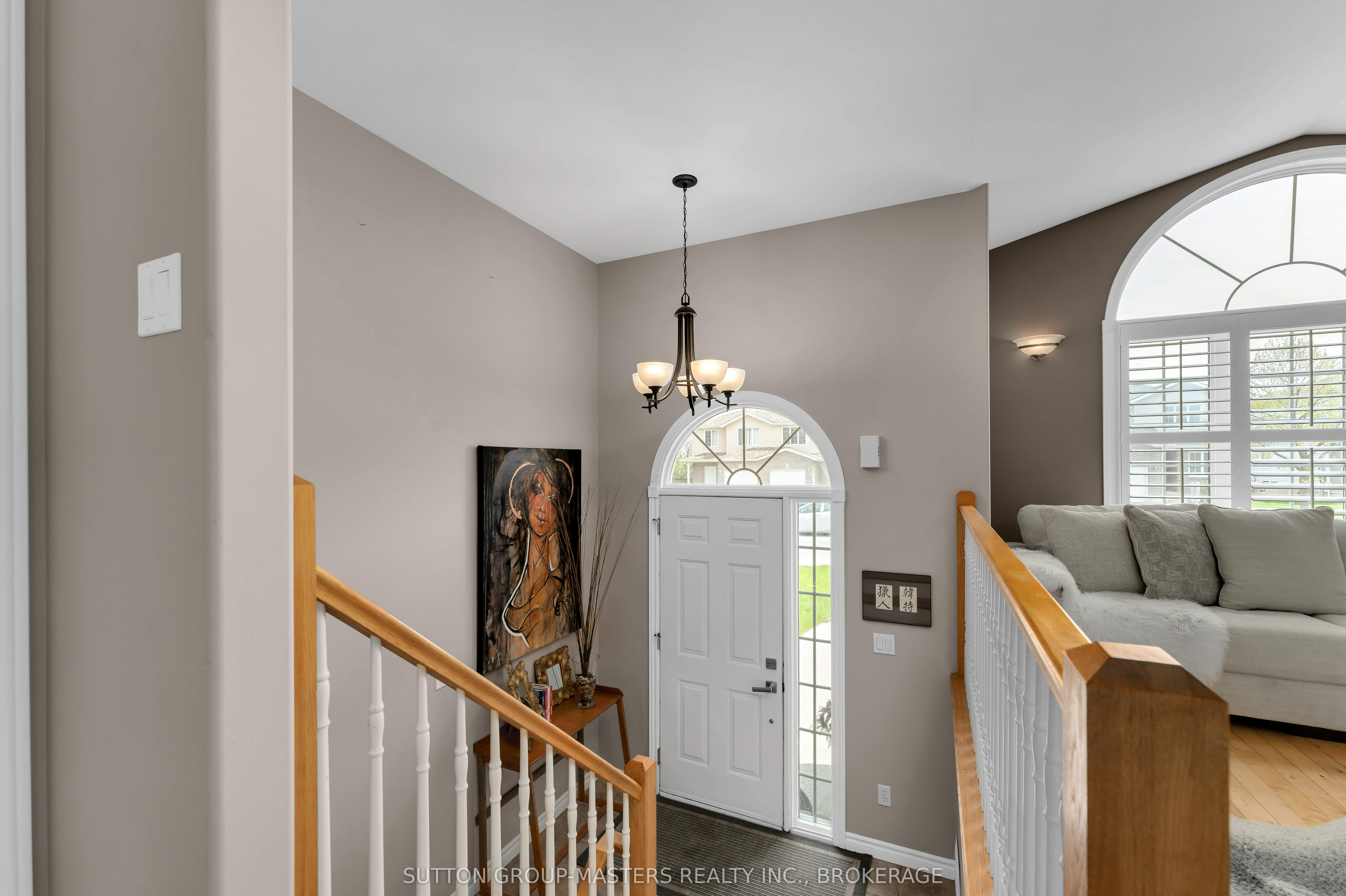 677 Tanner Drive Property Photo 3