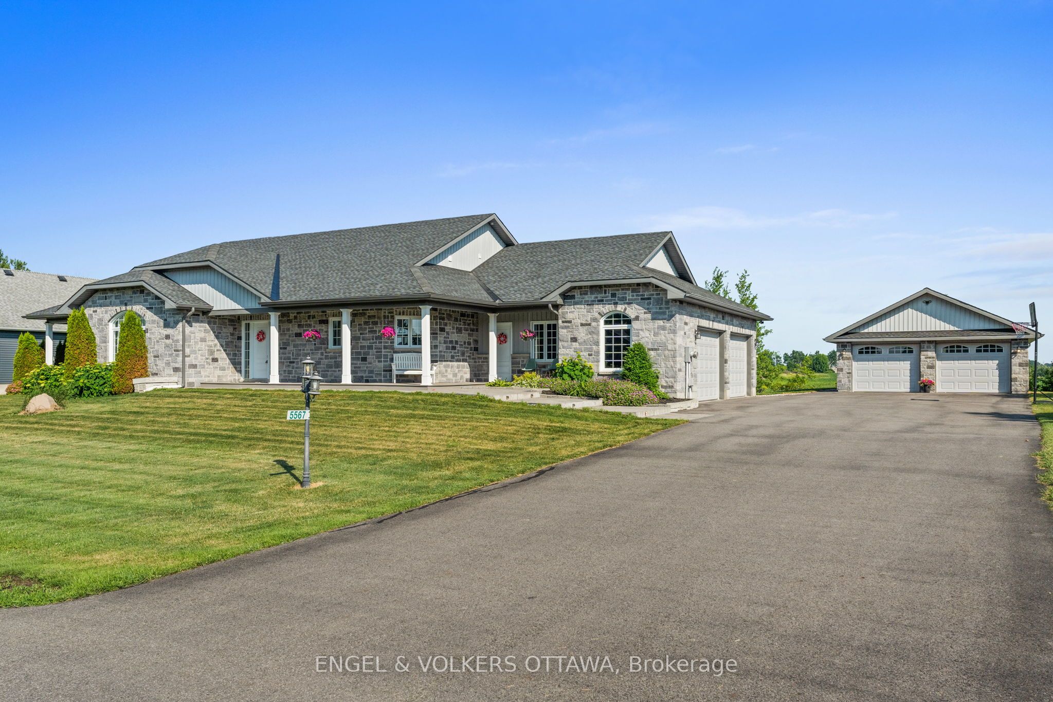 5567 Lombardy Drive Property Photo 1