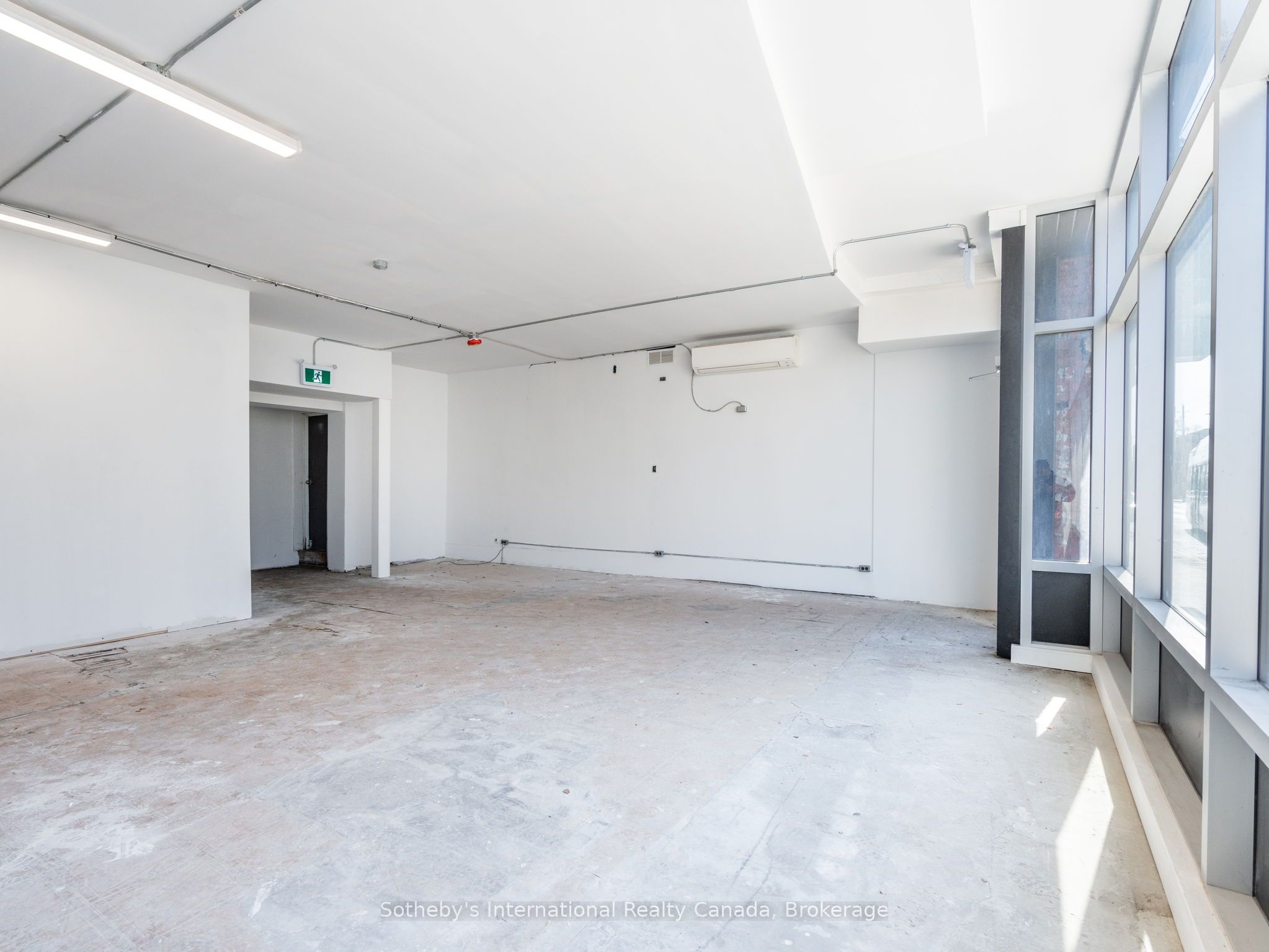 681 Barton Street East Street E Property Photo 5