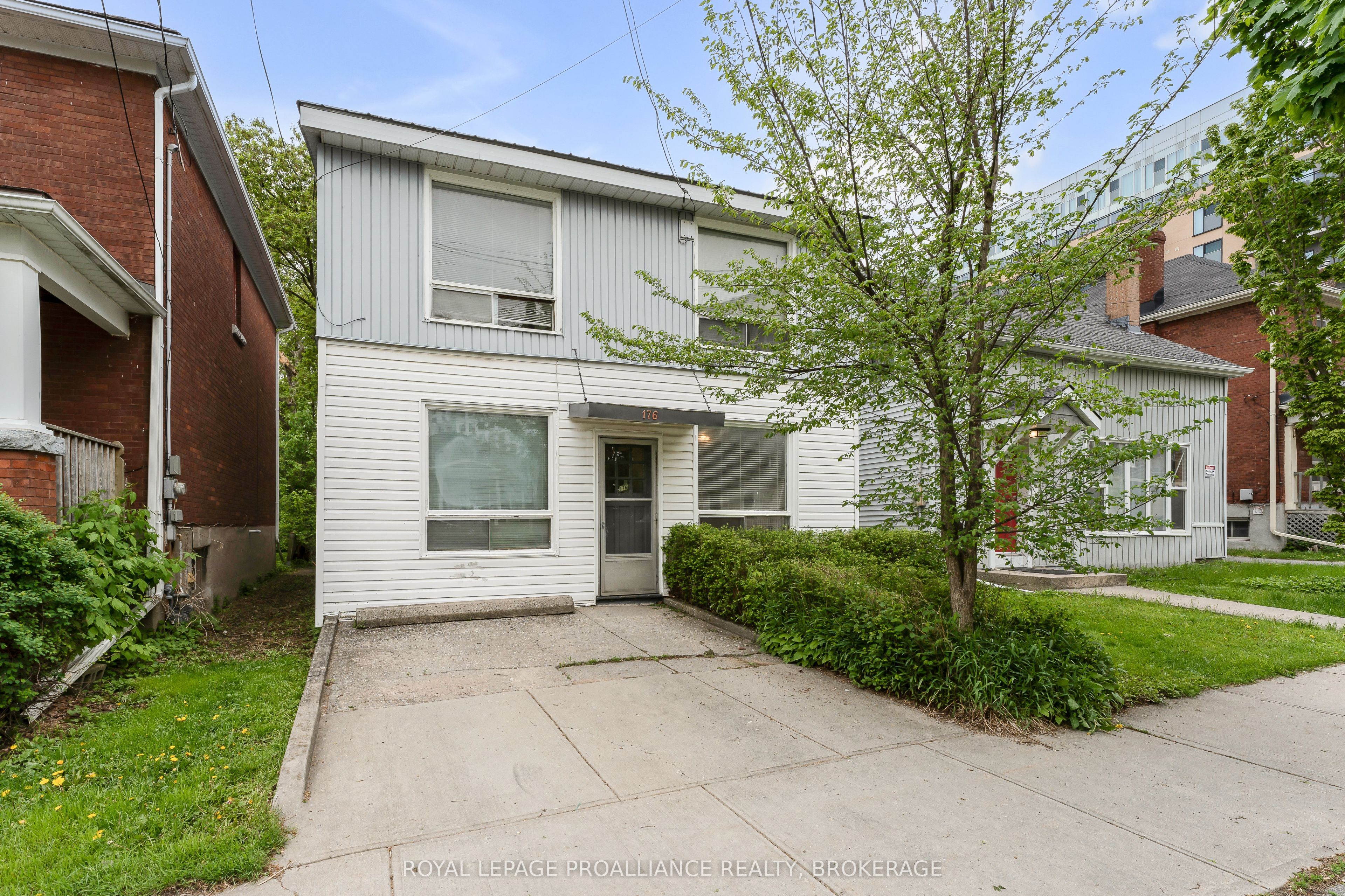 176 Nelson Street Property Photo 1