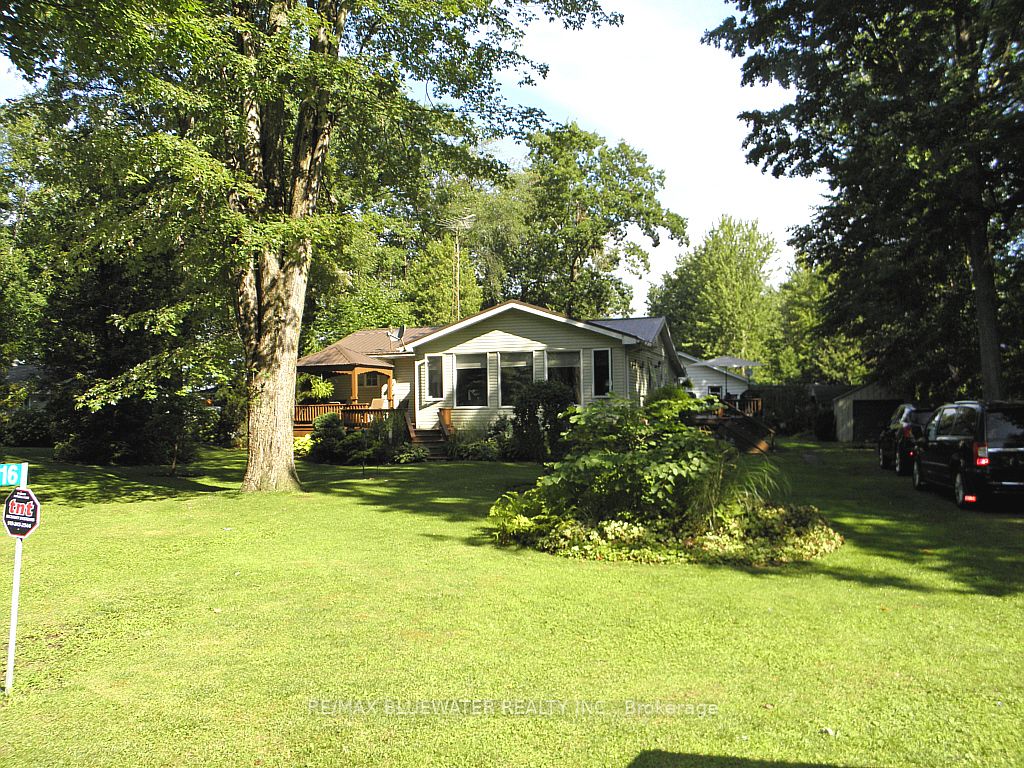 6016 Max Drive Property Photo 3