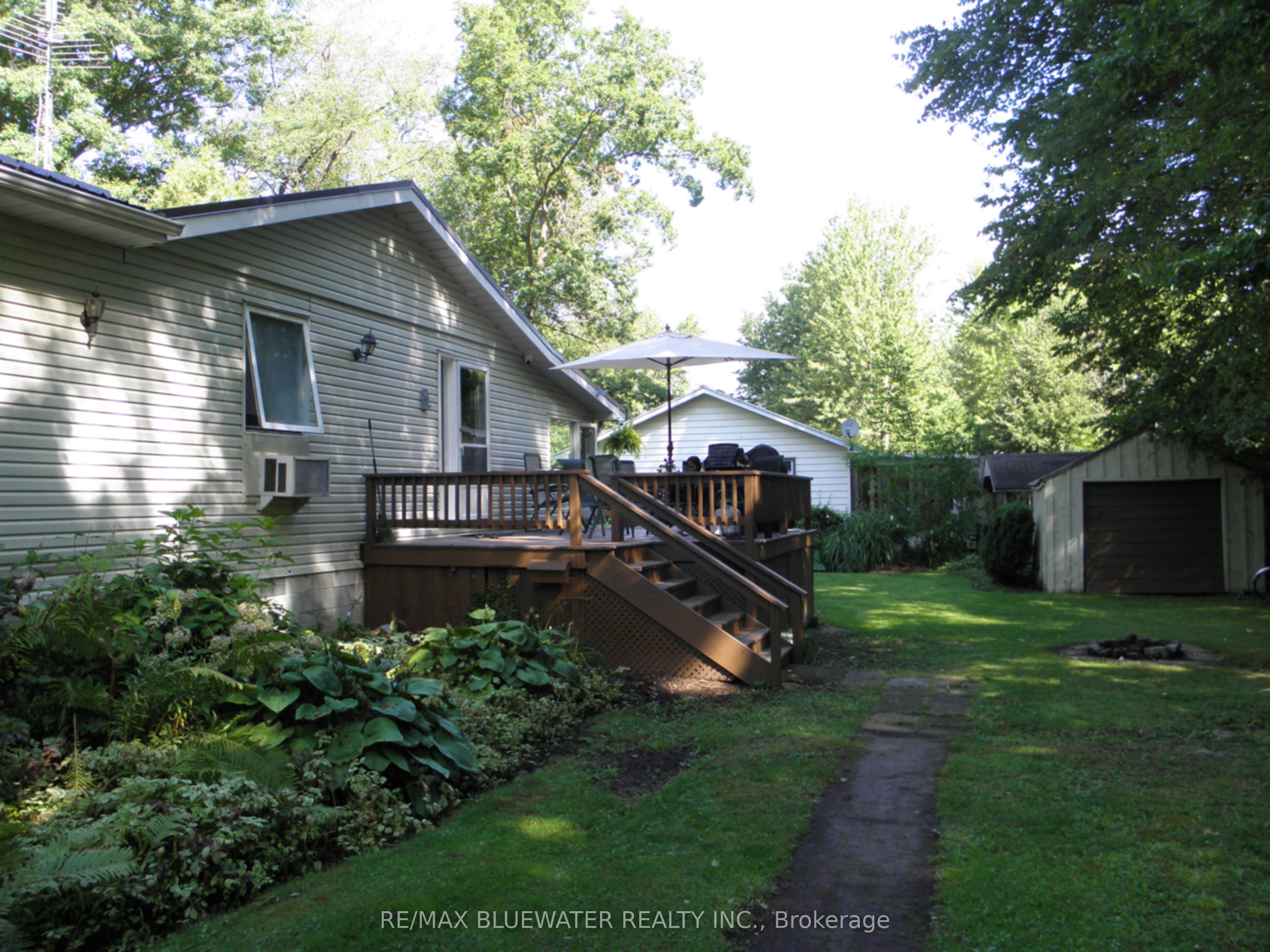 6016 Max Drive Property Photo 6