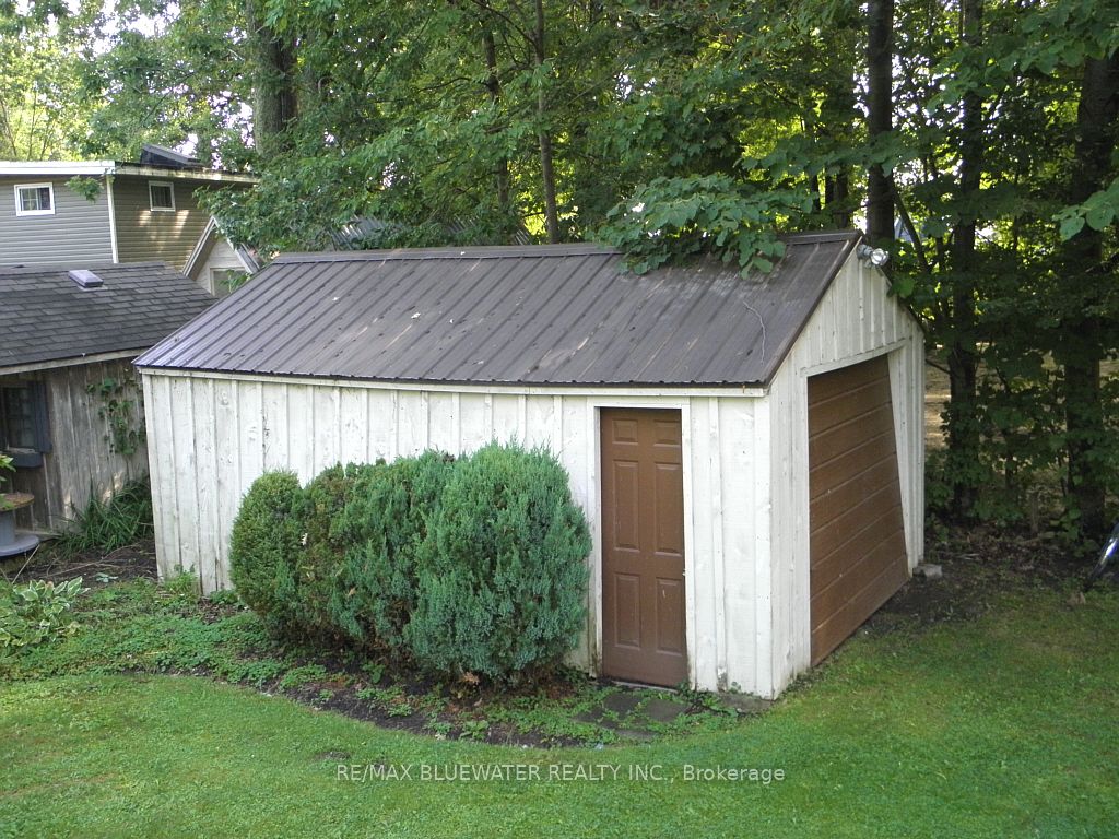 6016 Max Drive Property Photo 10