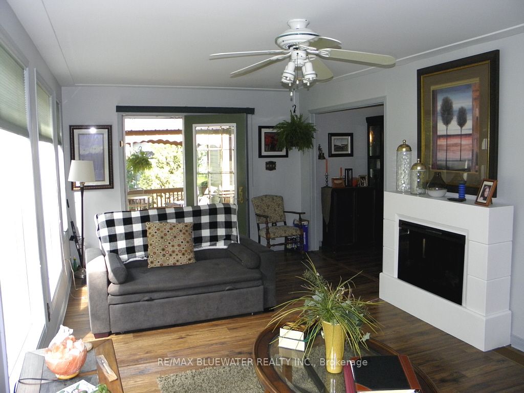 6016 Max Drive Property Photo 12