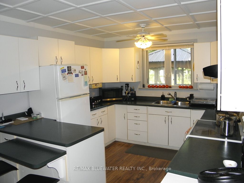 6016 Max Drive Property Photo 16