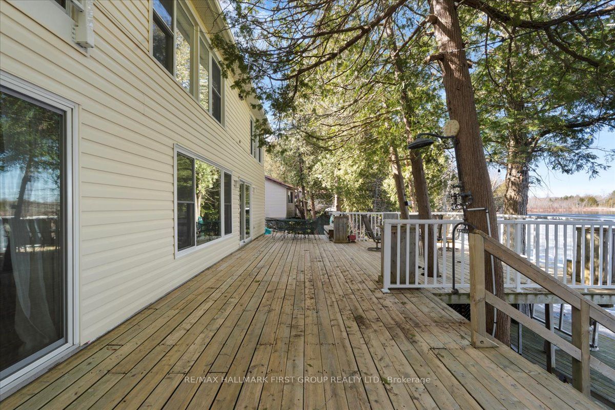 139 Neville Pt Road Property Photo 20