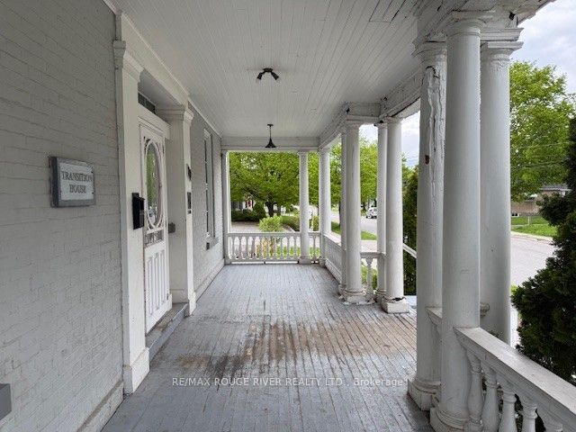 10 Chapel Street Property Photo 3