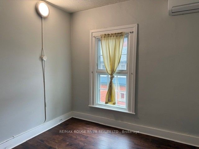 10 Chapel Street Property Photo 29