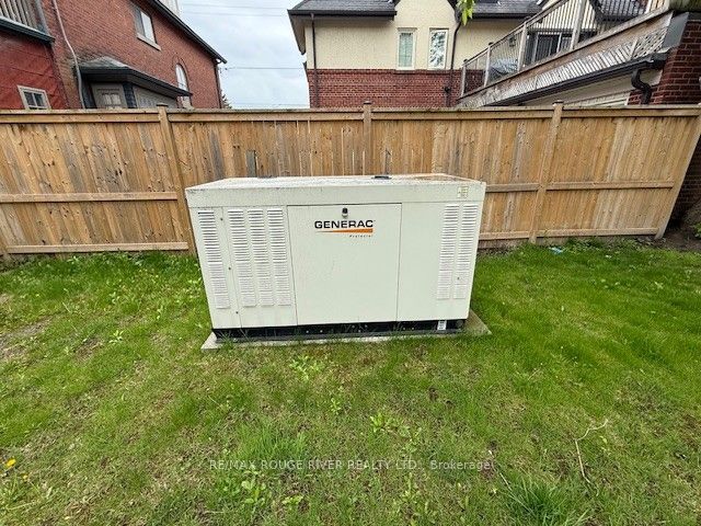 10 Chapel Street Property Photo 43