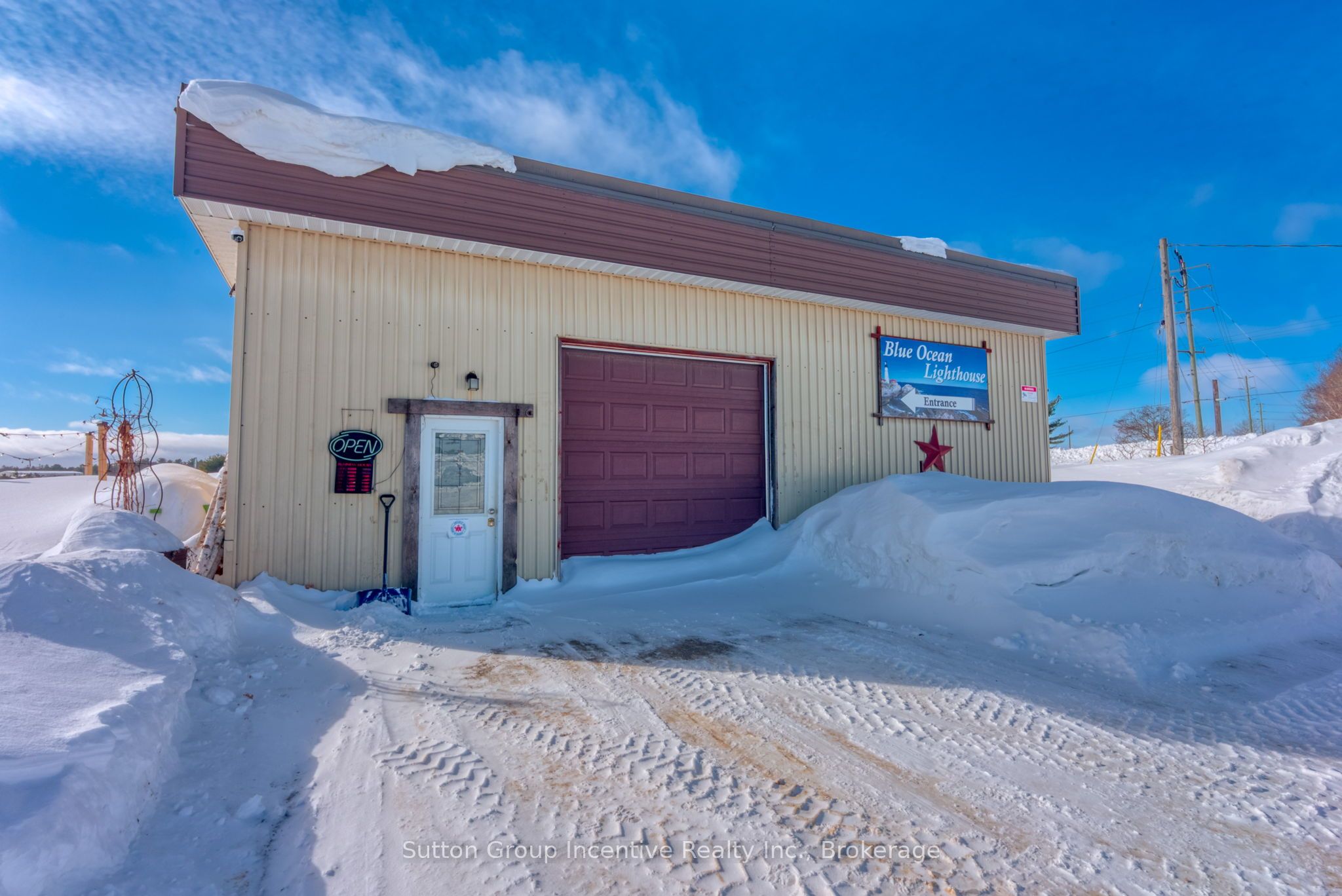 #red - 1676 Winhara Road Property Photo 2