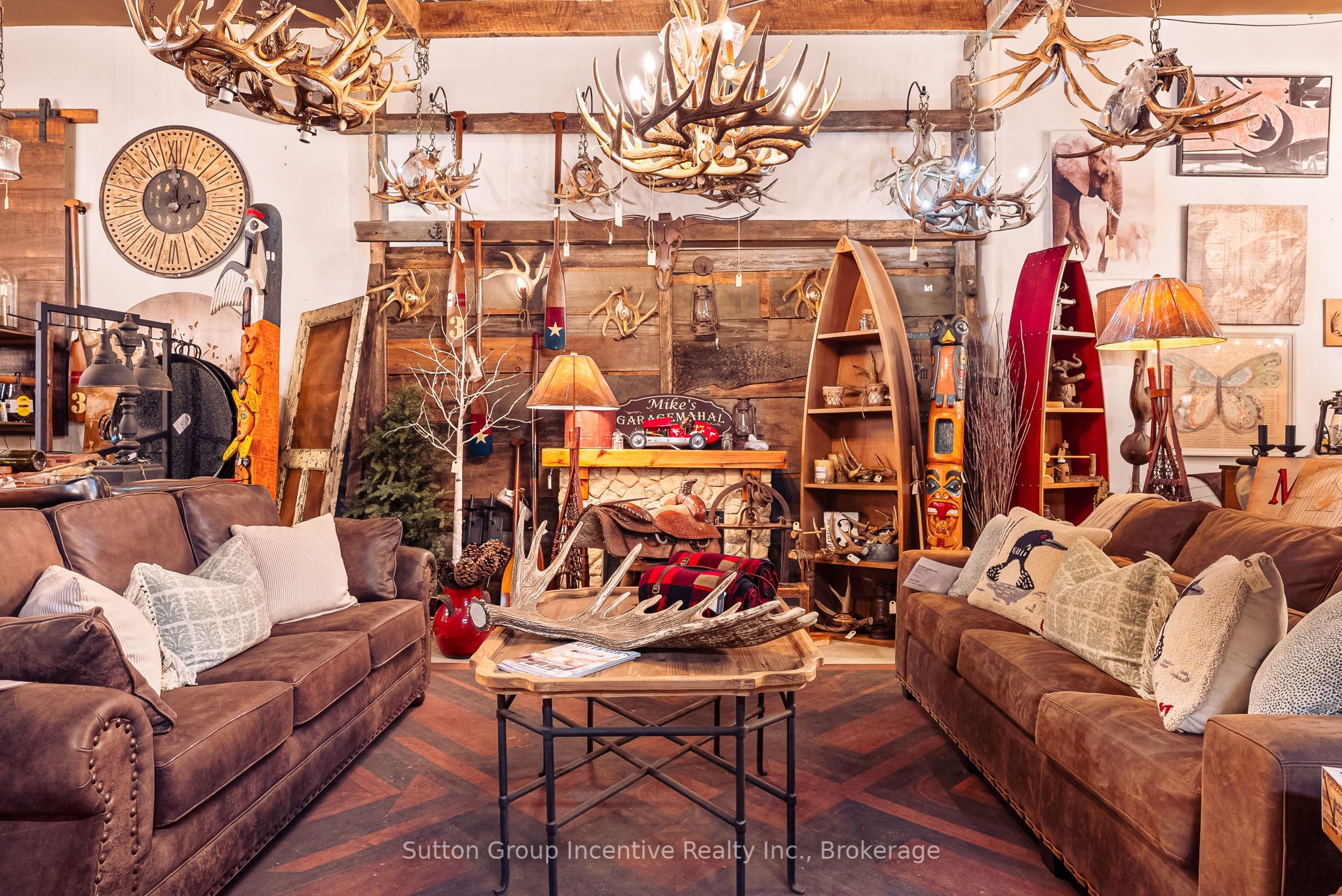 #red - 1676 Winhara Road Property Photo 7
