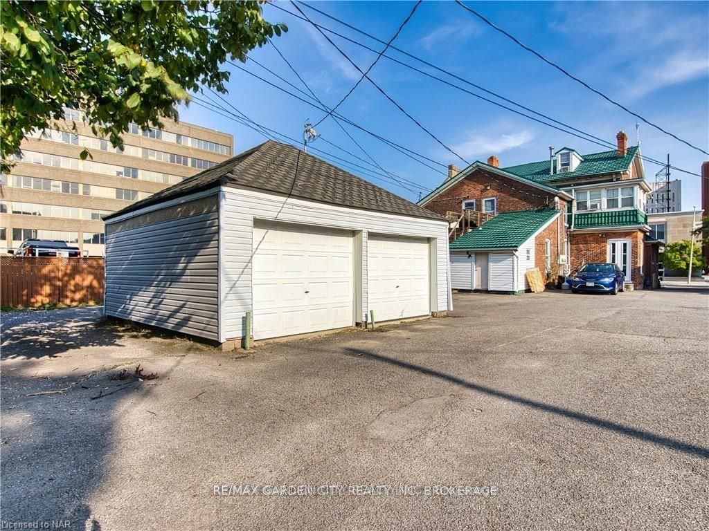 37 Church St Property Photo 2