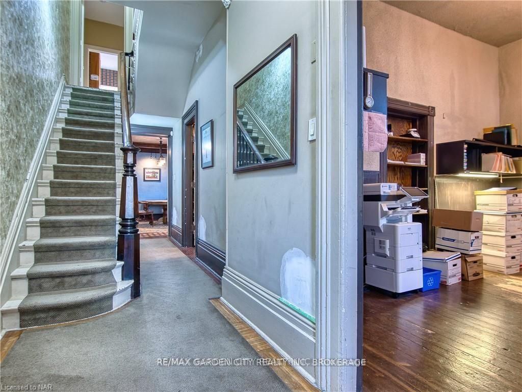 37 Church St Property Photo 3