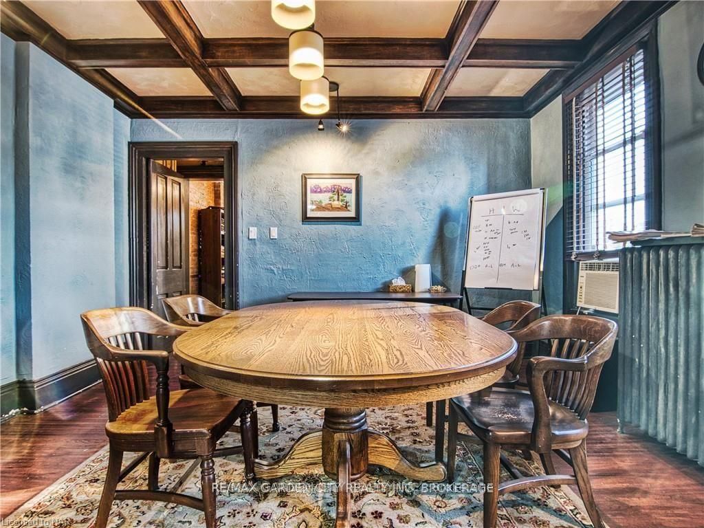 37 Church Street Property Photo 6