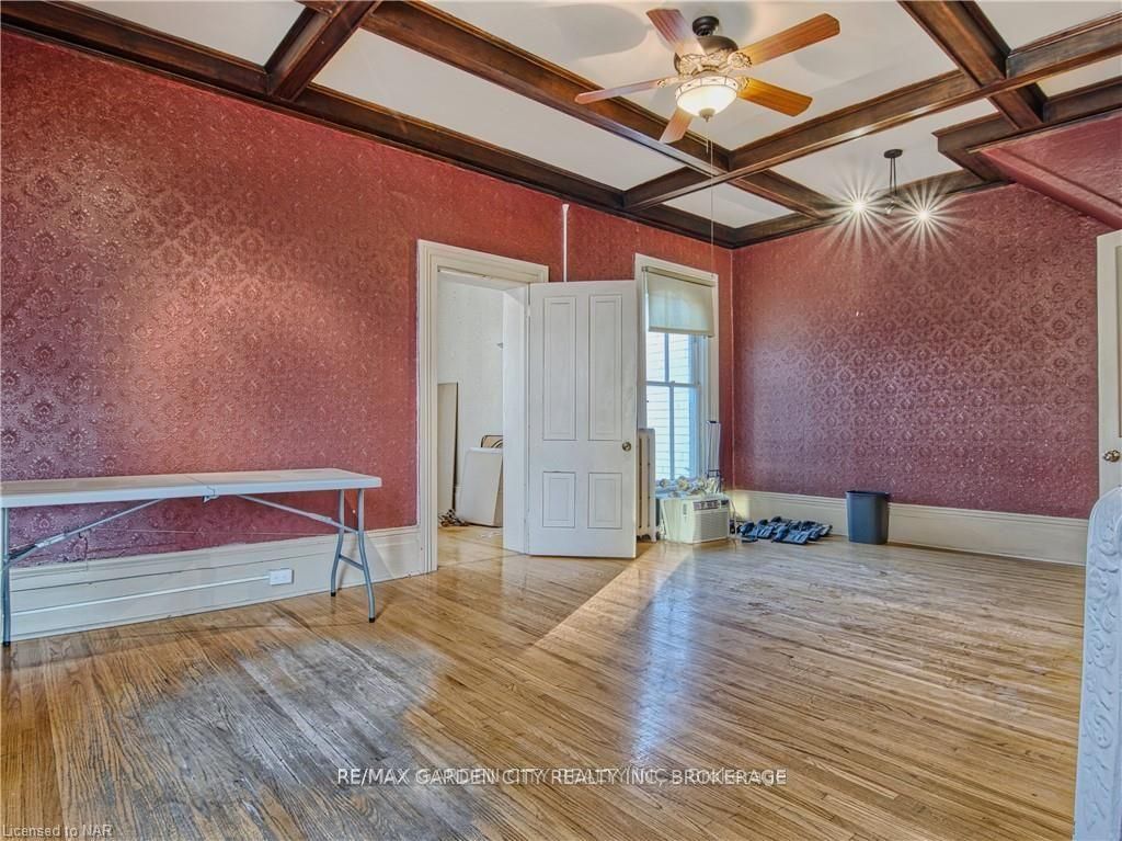 37 Church St Property Photo 21