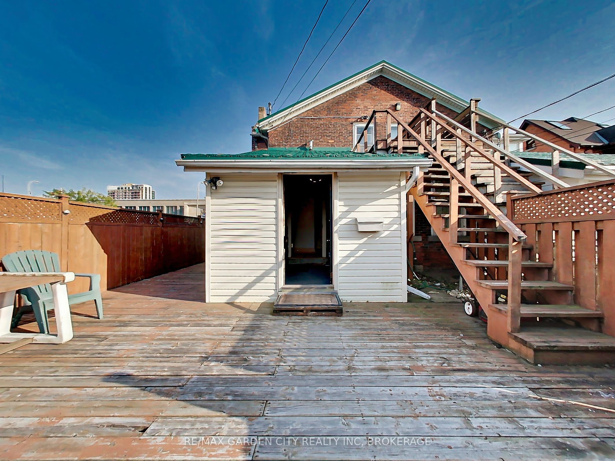 37 Church St Property Photo 31