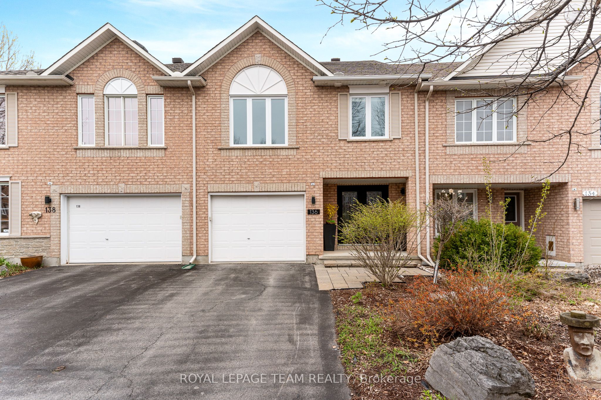 136 Macassa Circle Property Photo 2