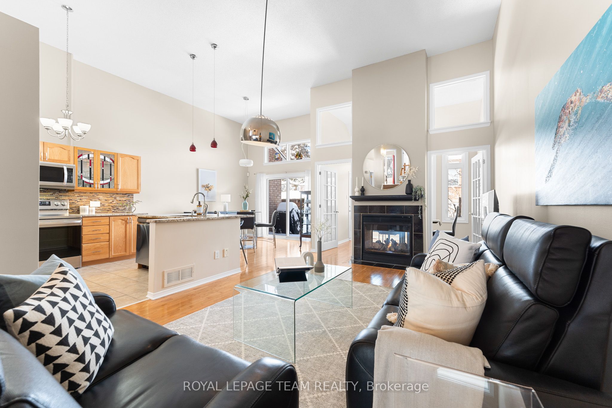 136 Macassa Circle Property Photo 8