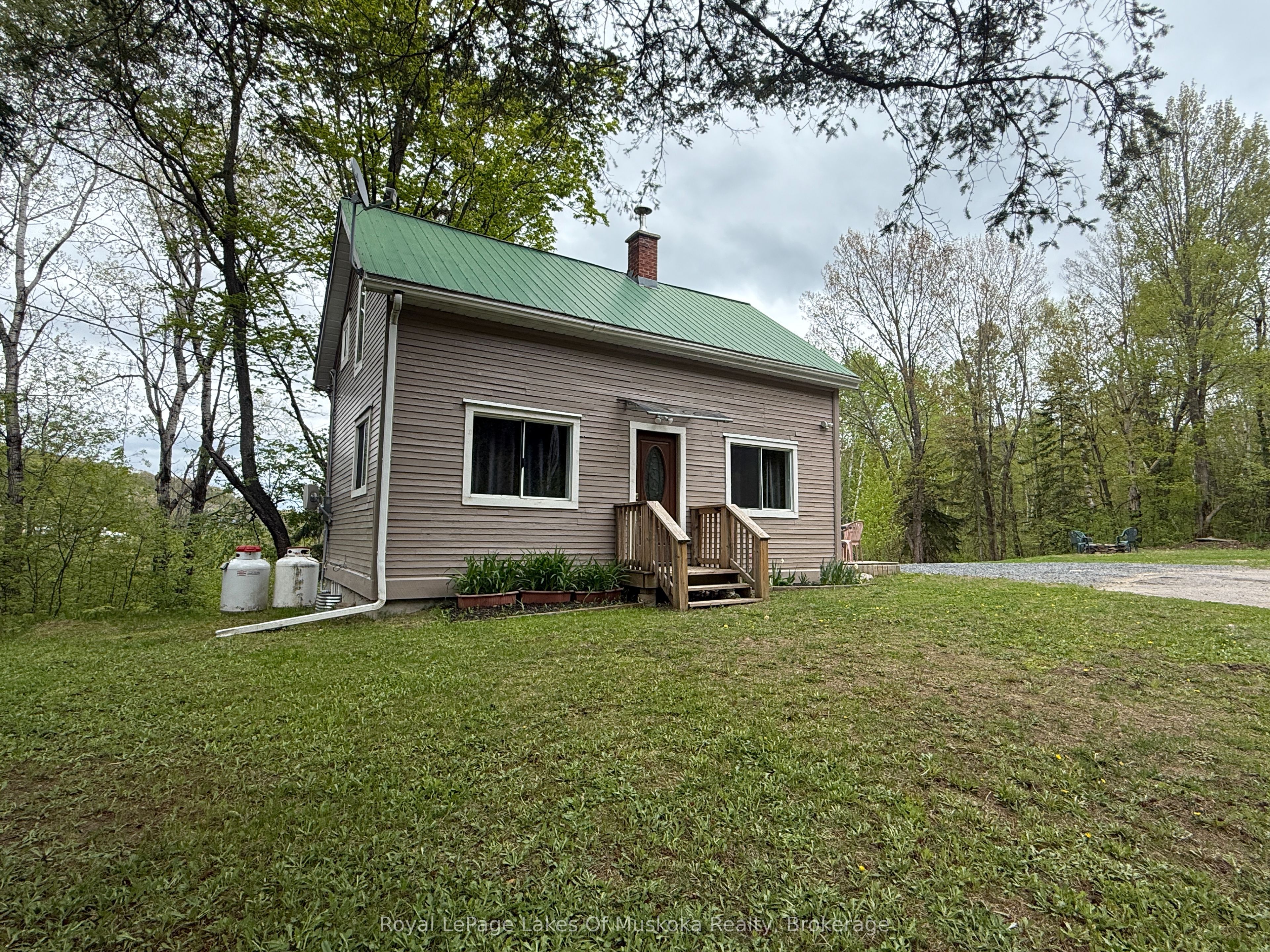 87 Ferguson Rd Property Photo 2