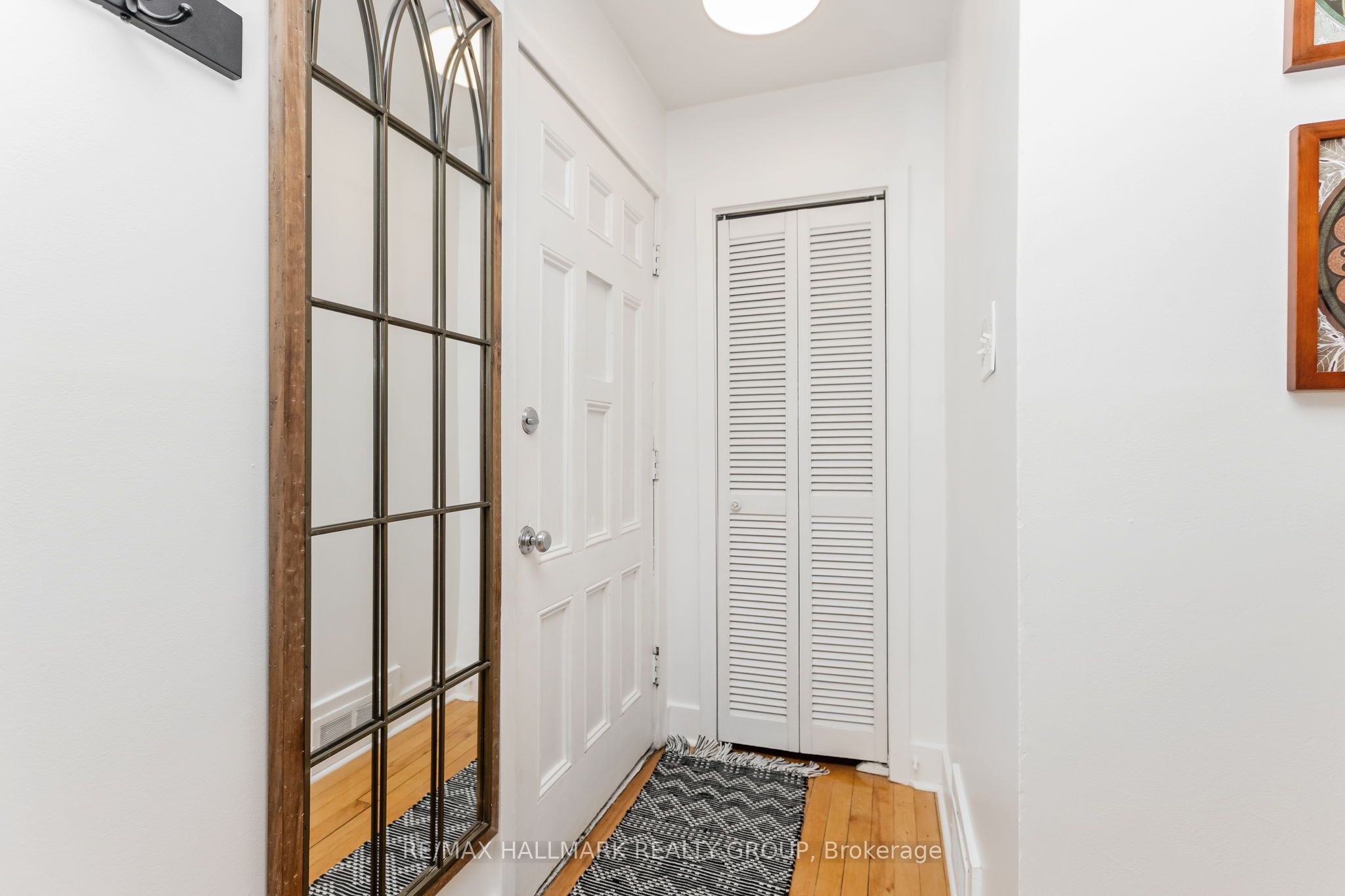 1225 Foxbar Avenue Property Photo 6