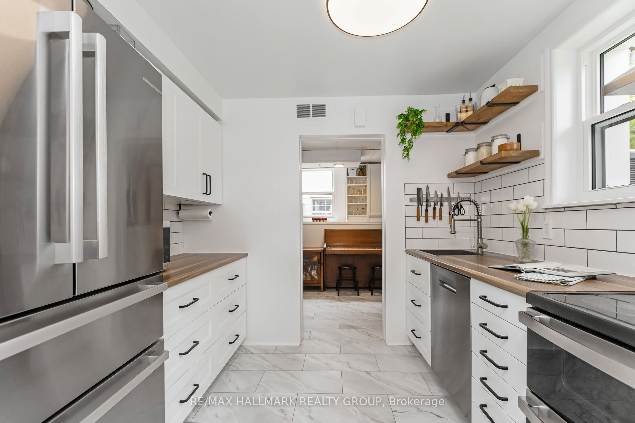 1225 Foxbar Avenue Property Photo 17