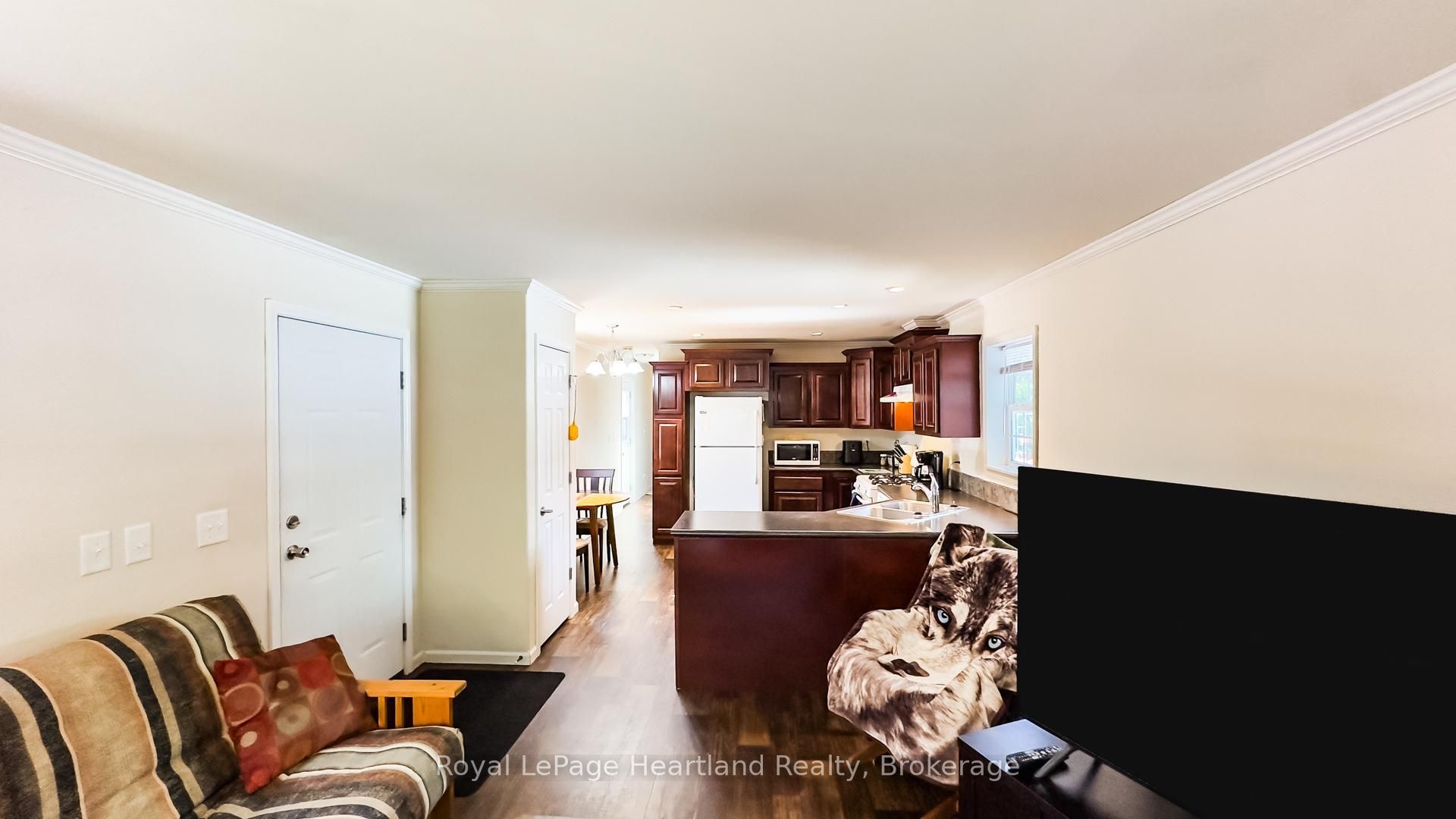 10 Bloomsbury Dr Property Photo 17