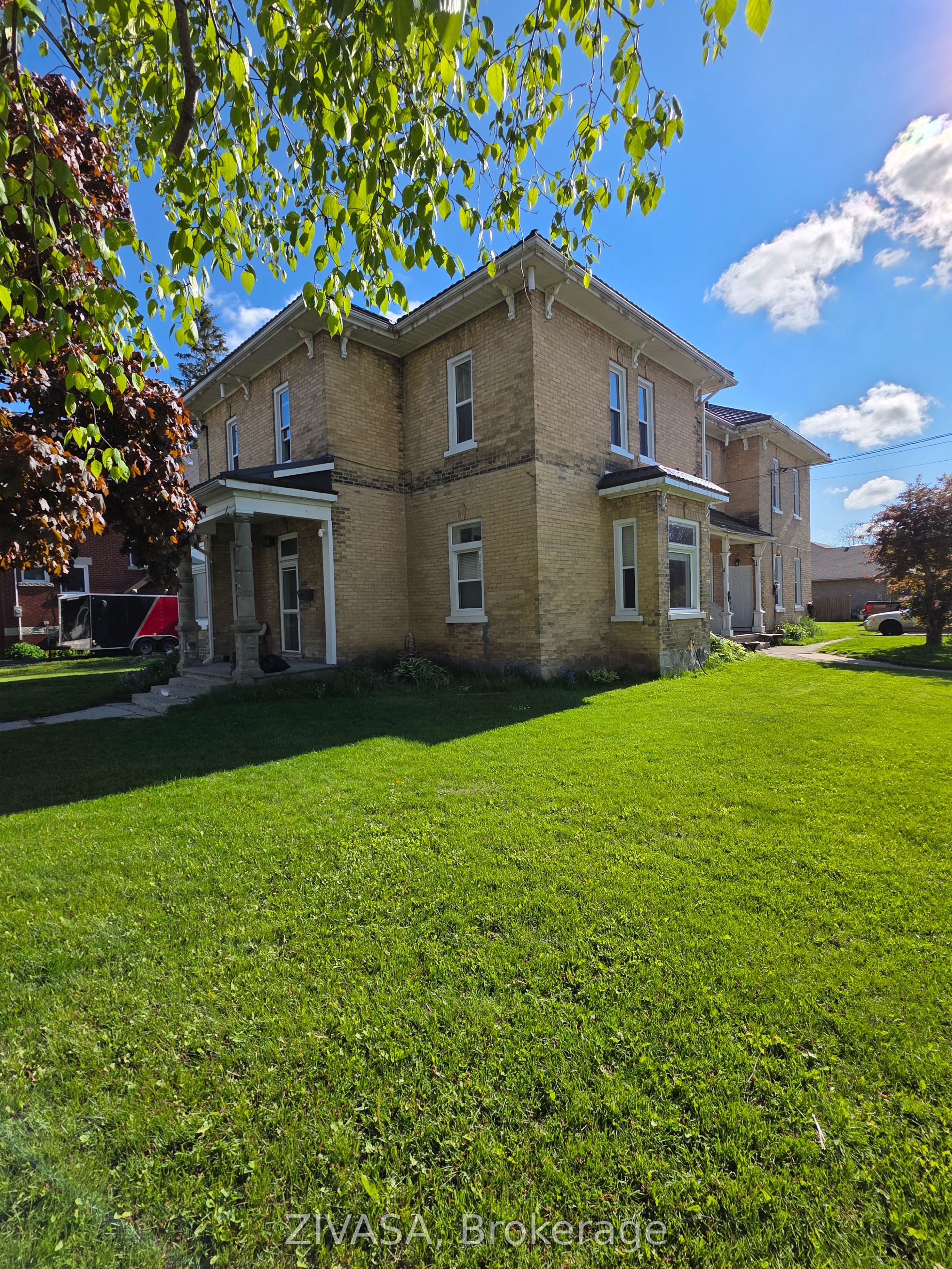 414 7th Avenue Property Photo 3