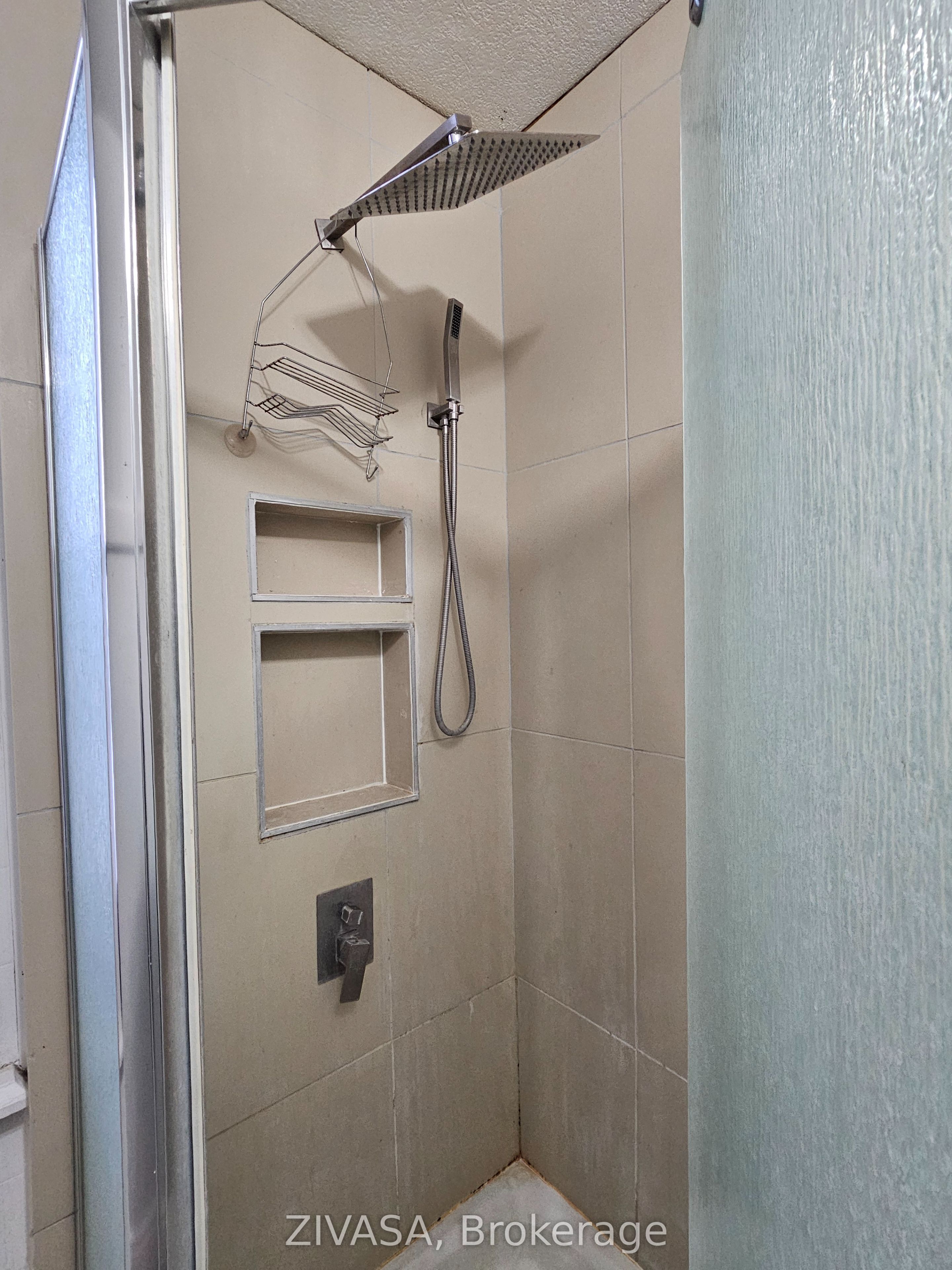 414 7th Avenue Property Photo 15