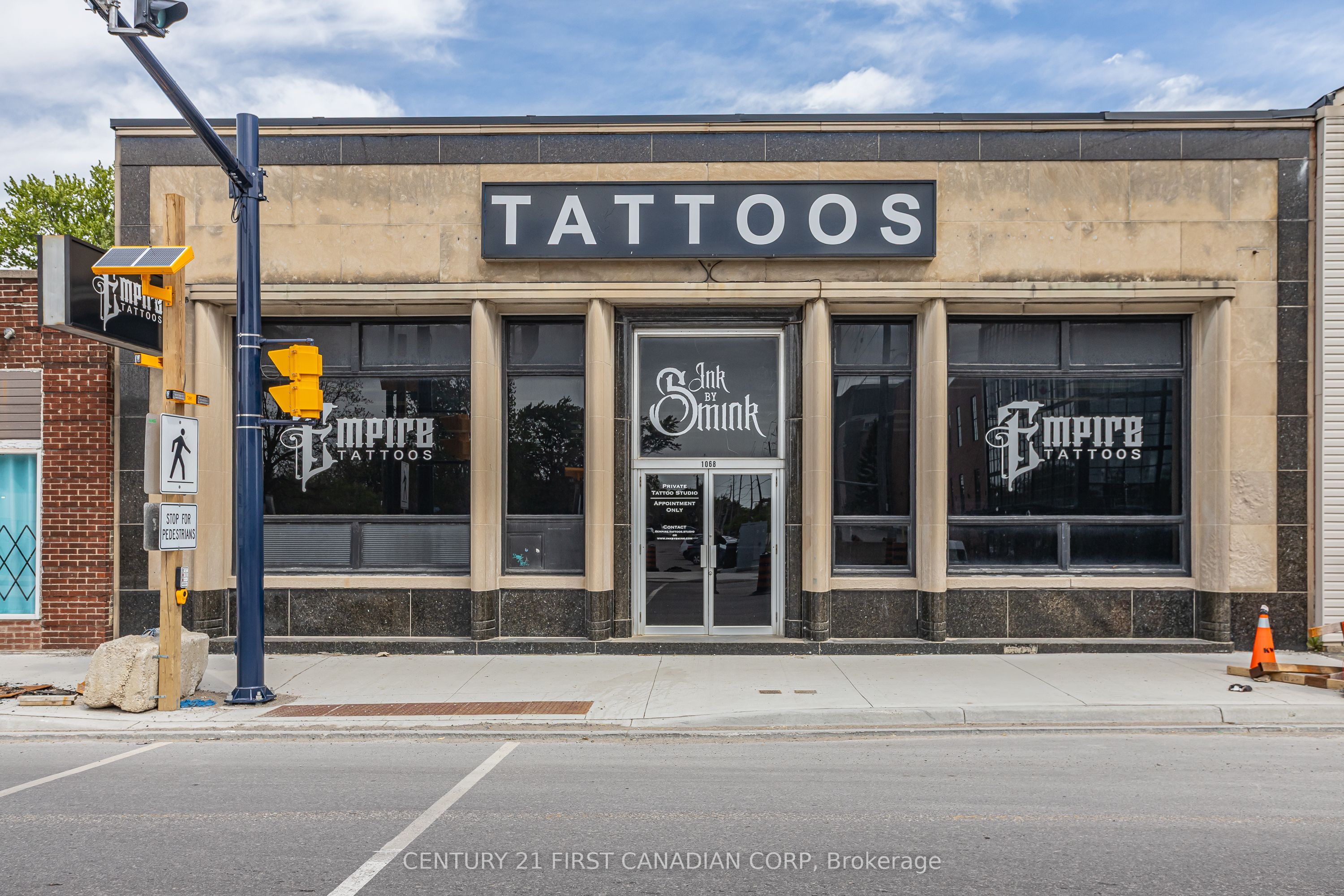 1068 Dundas Street Property Photo 1