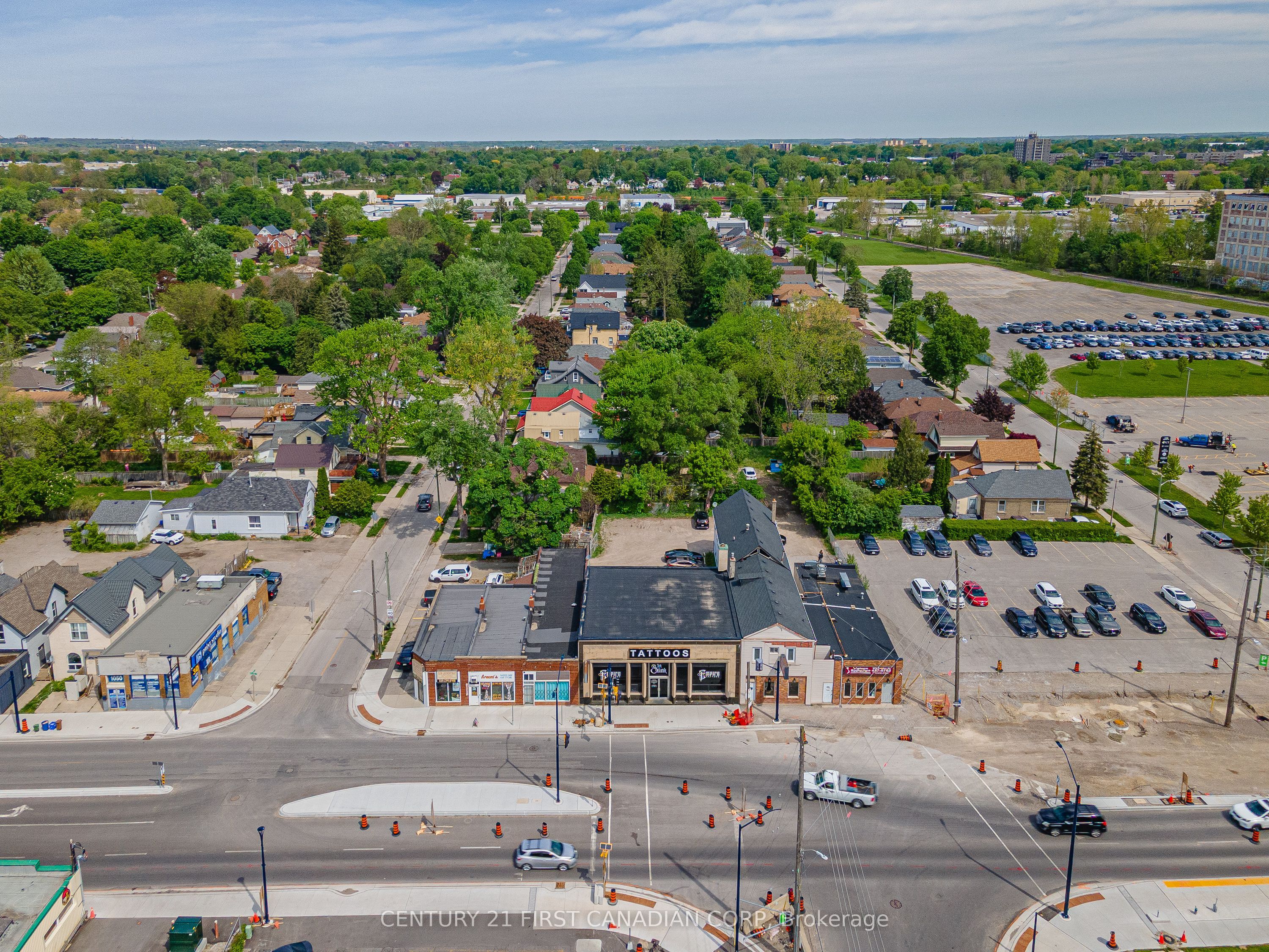 1068 Dundas Street Property Photo 21