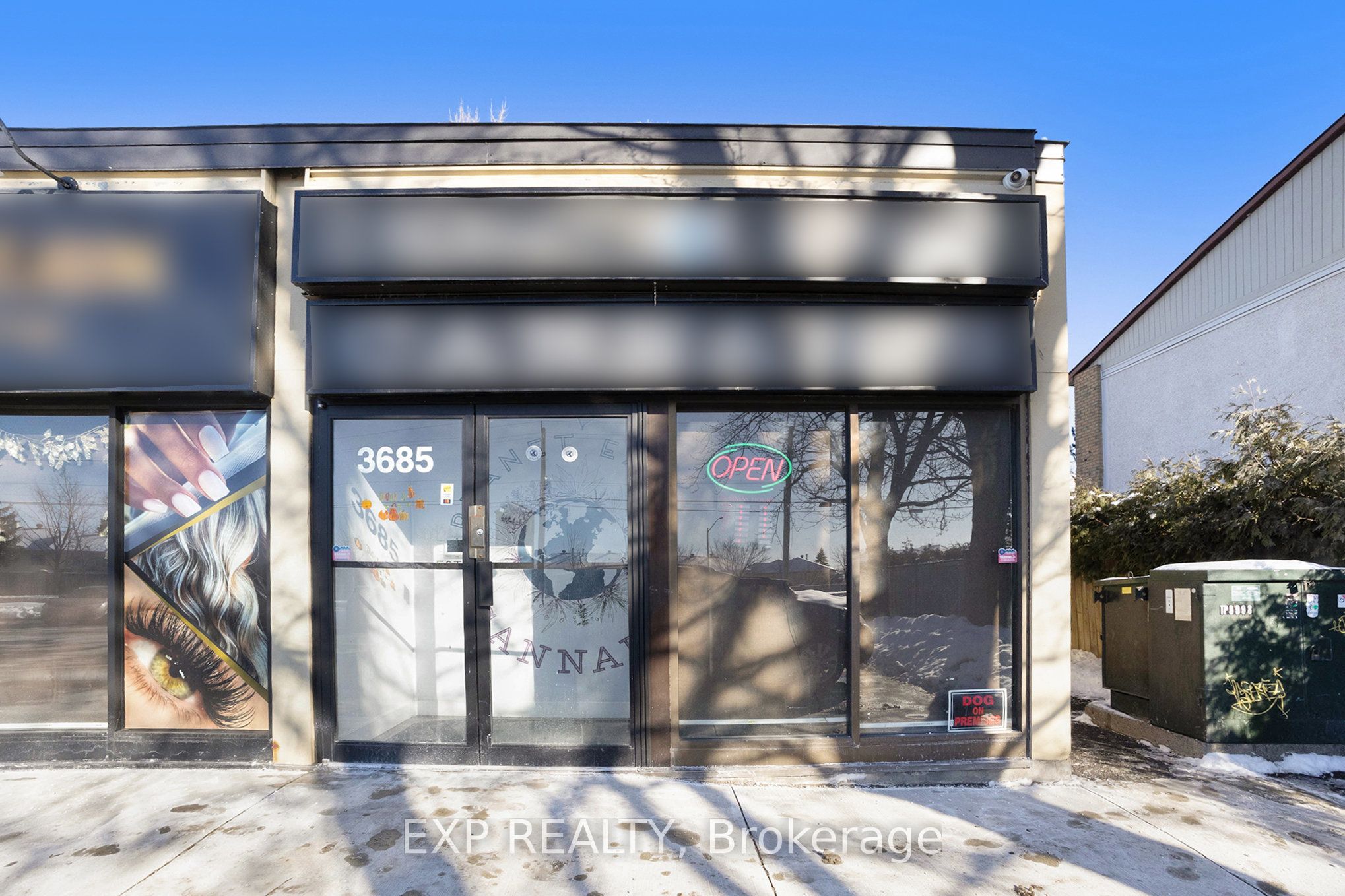 3685 Riverside Drive Property Photo 1
