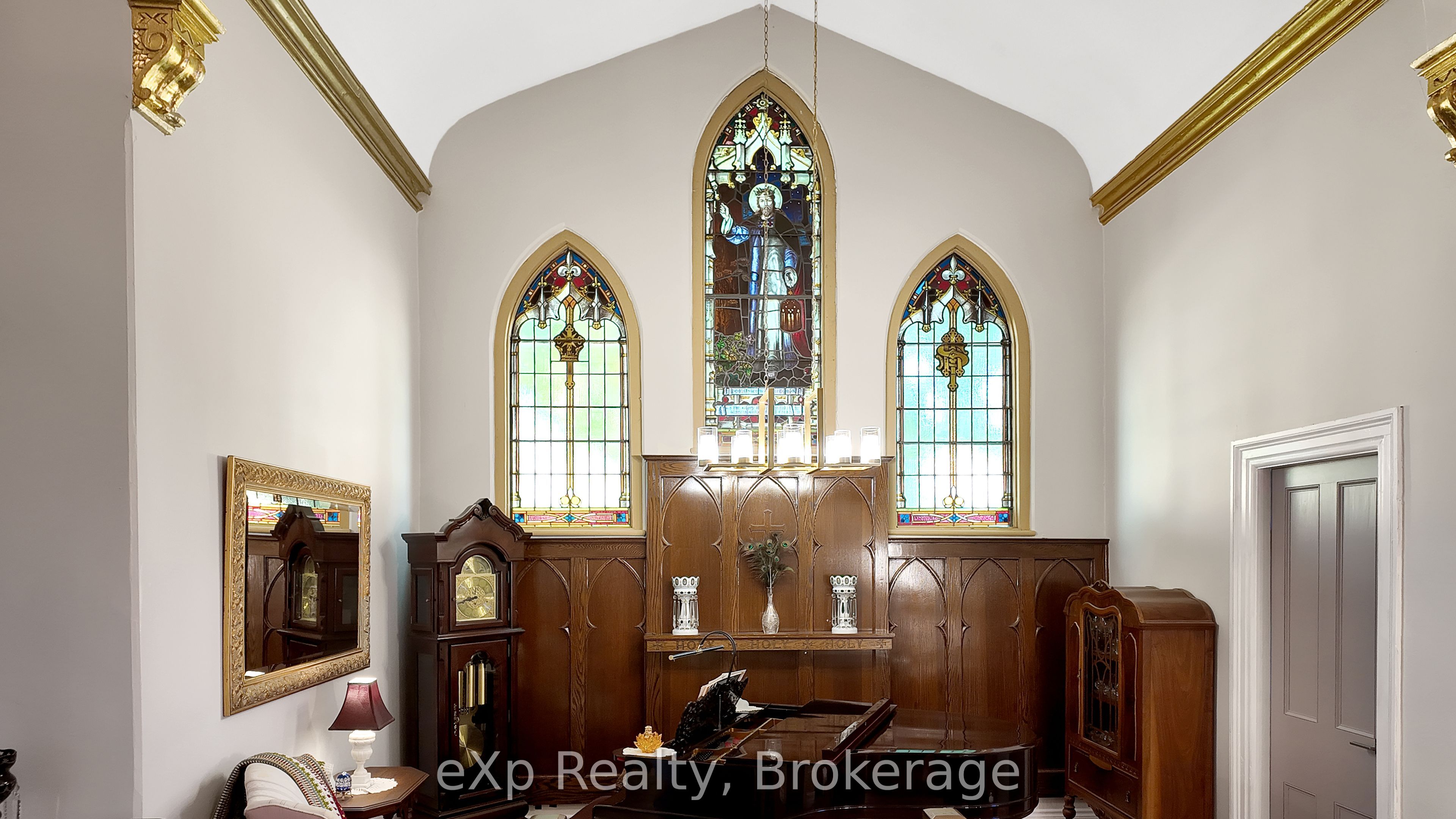 210 8th Street Property Photo 11