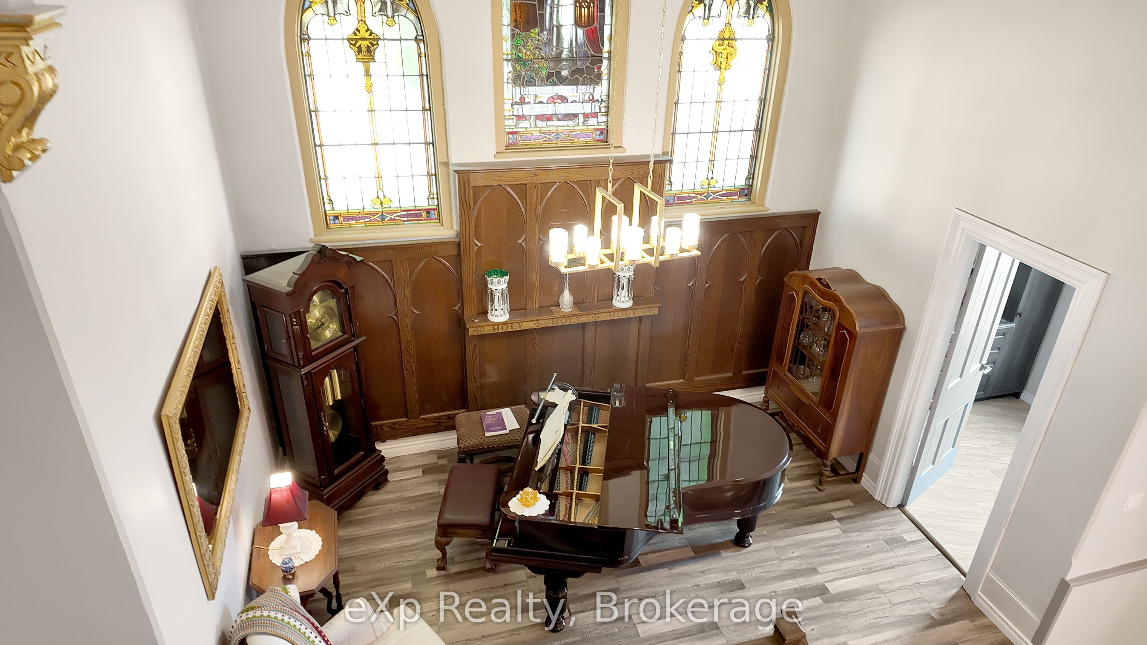 210 8th Street Property Photo 13