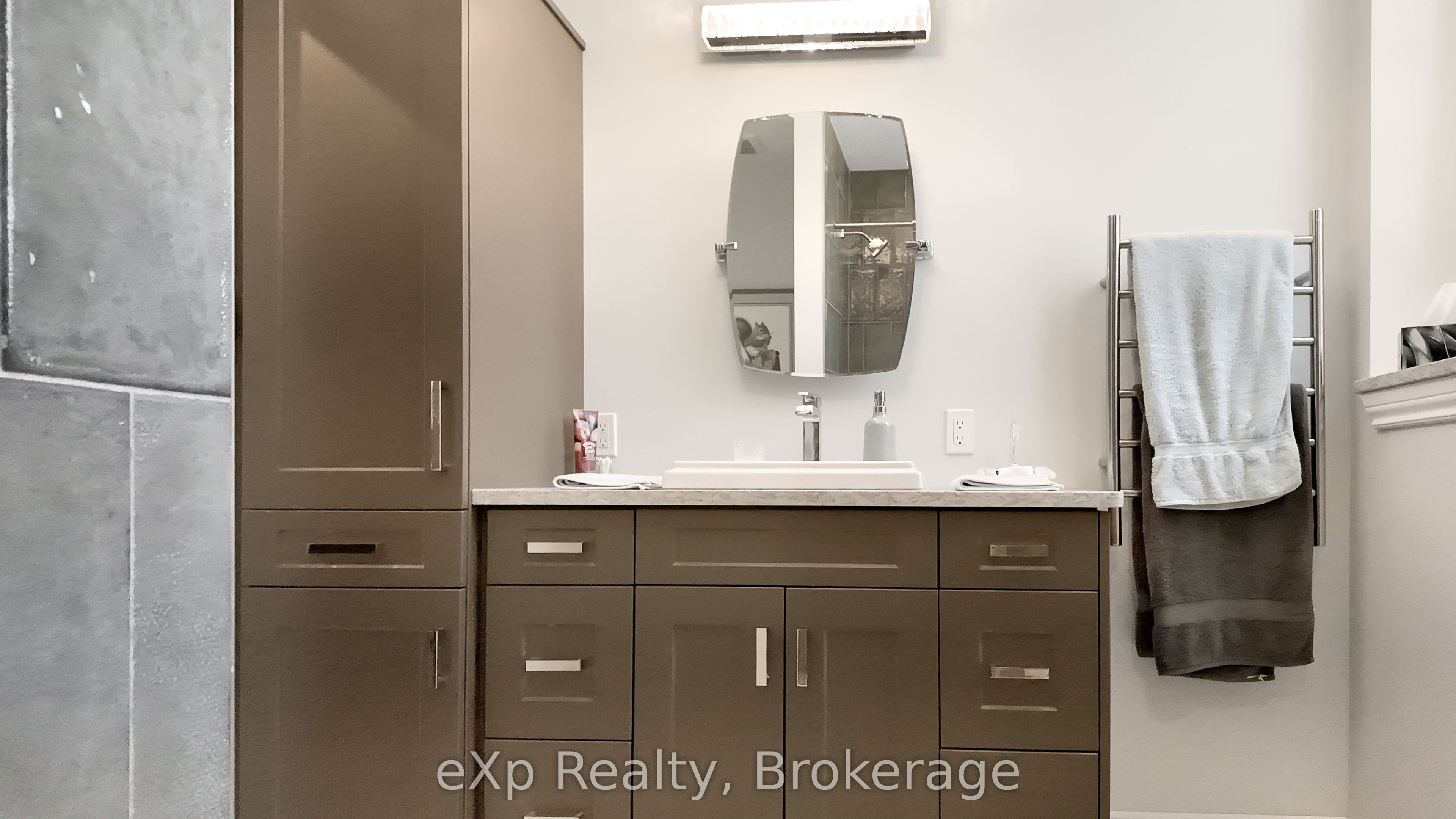 210 8th Street Property Photo 20