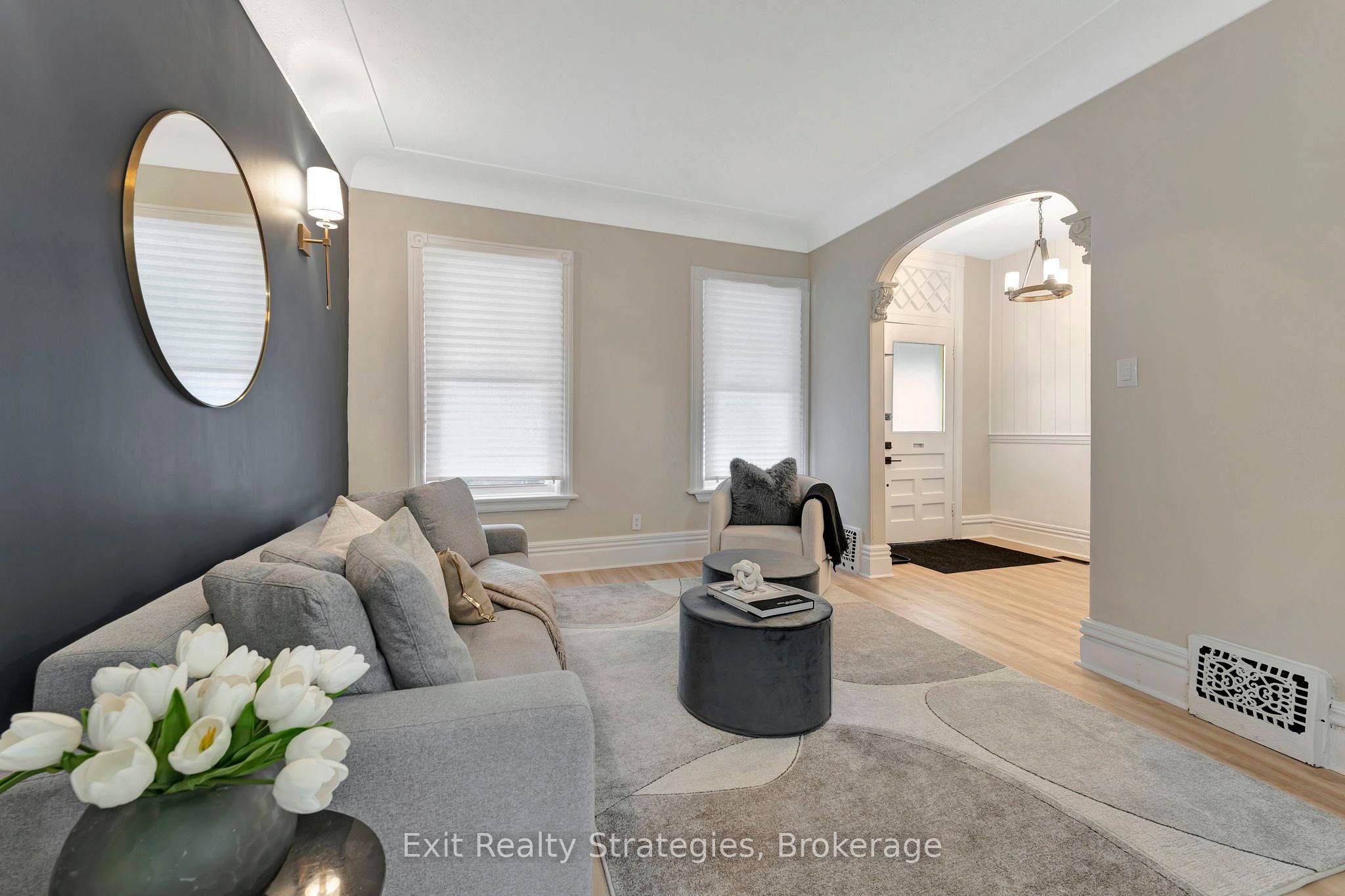 142 Sanford Avenue Property Photo 1