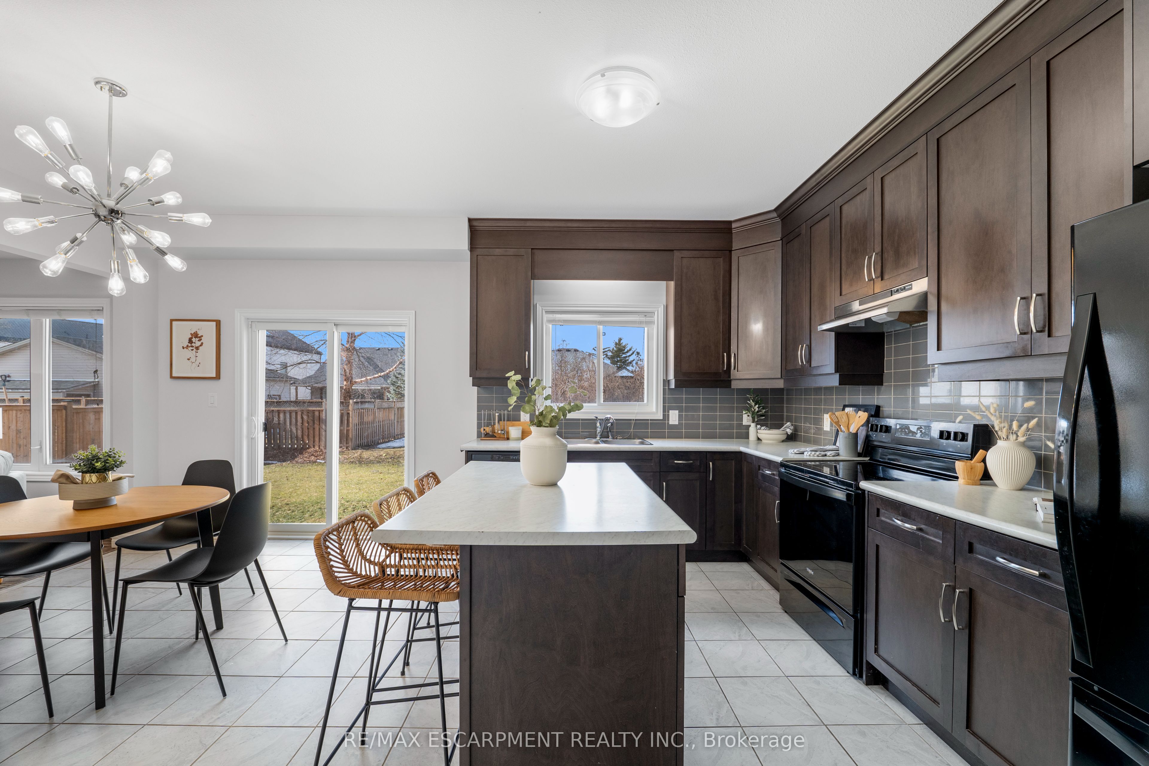 9241 Tallgrass Avenue Property Photo 15