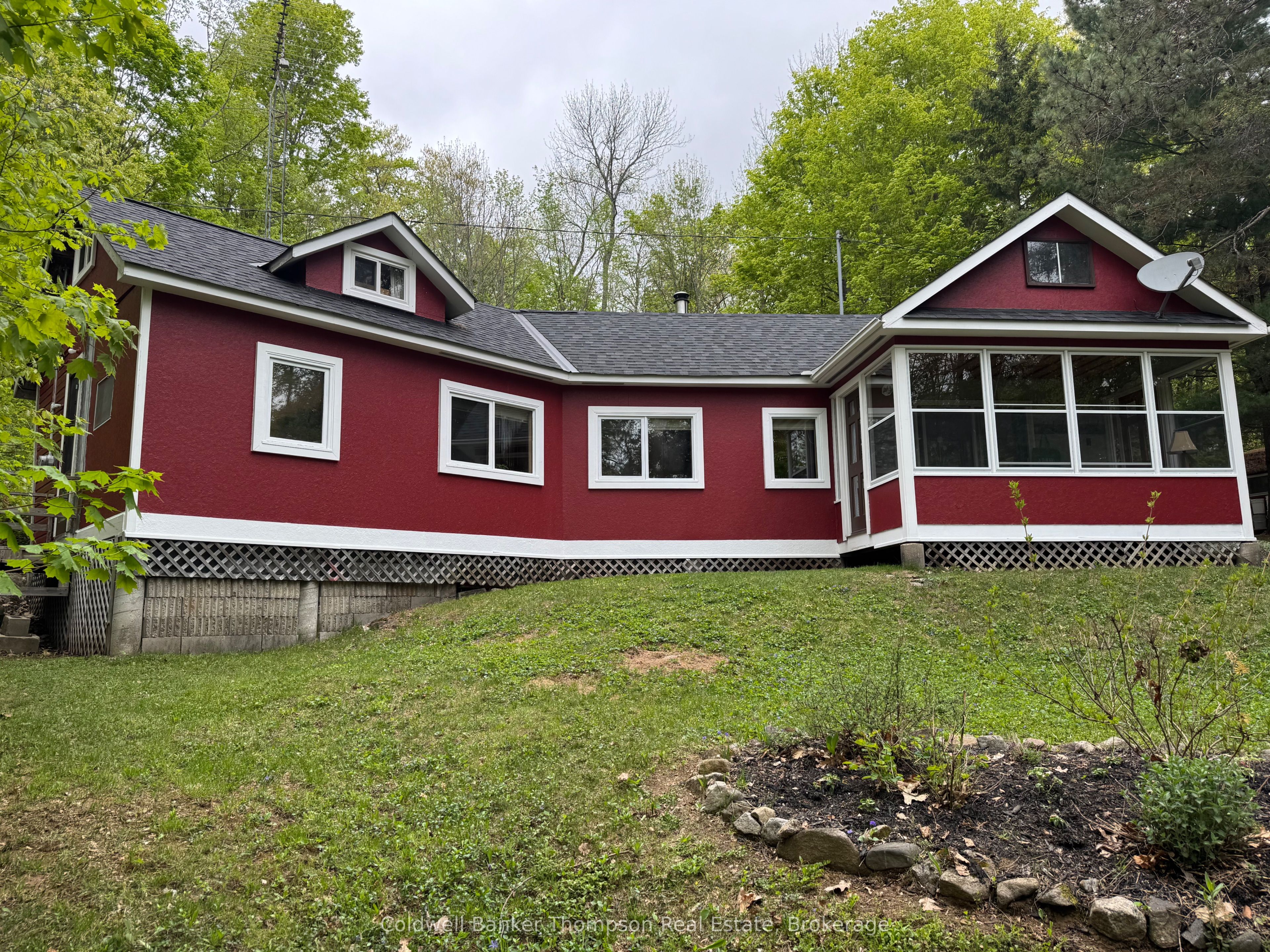 28 Spruce Lane Property Photo 1