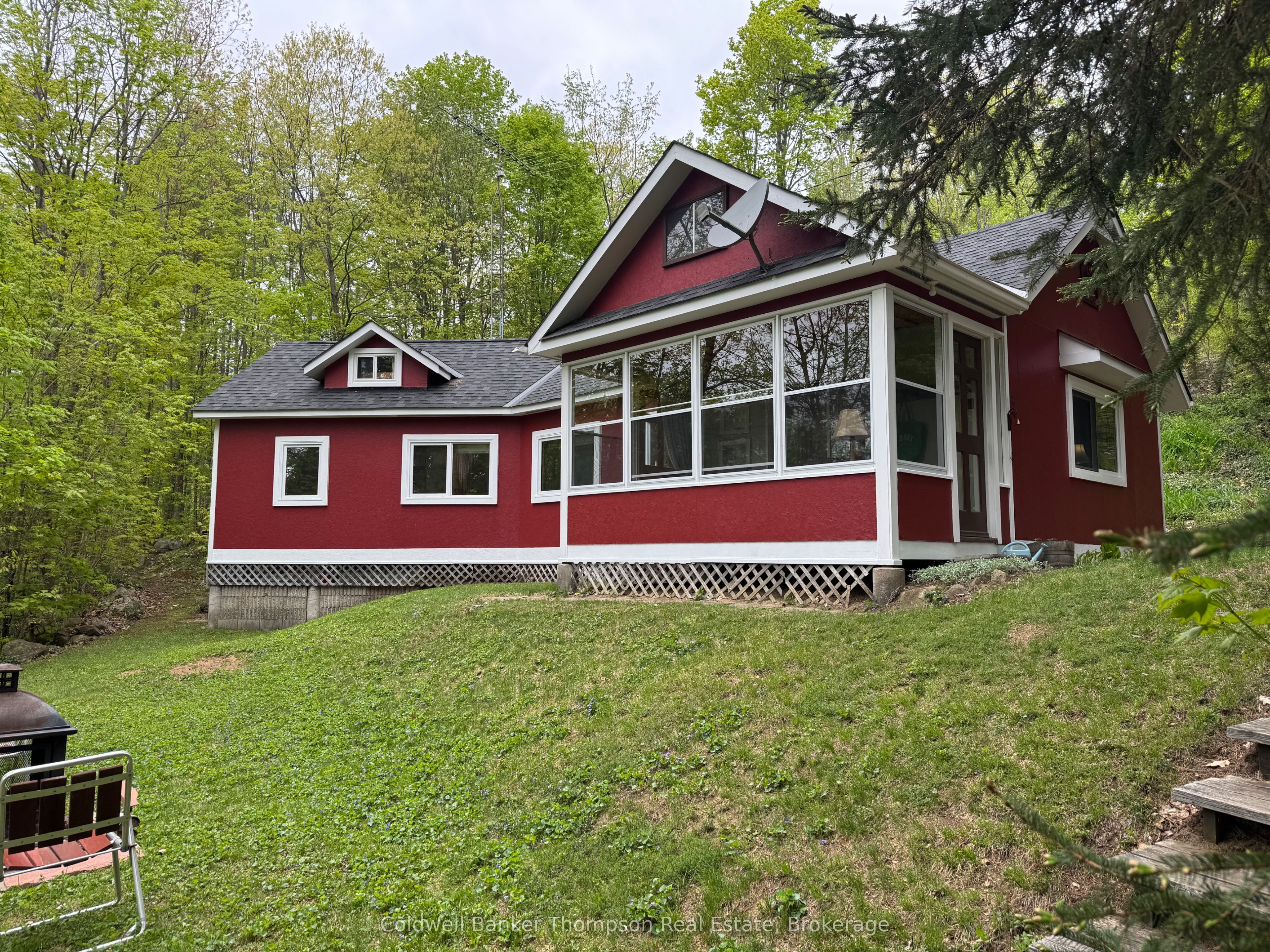 28 Spruce Lane Property Photo 5
