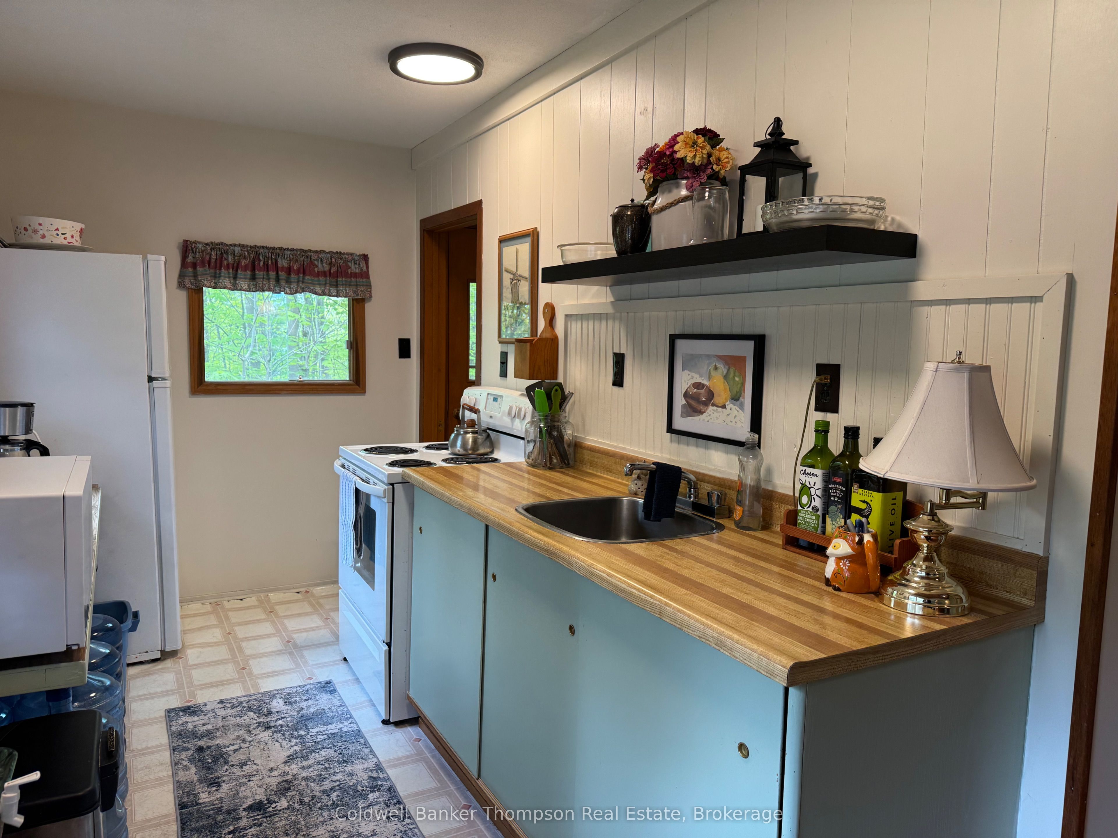 28 Spruce Lane Property Photo 13