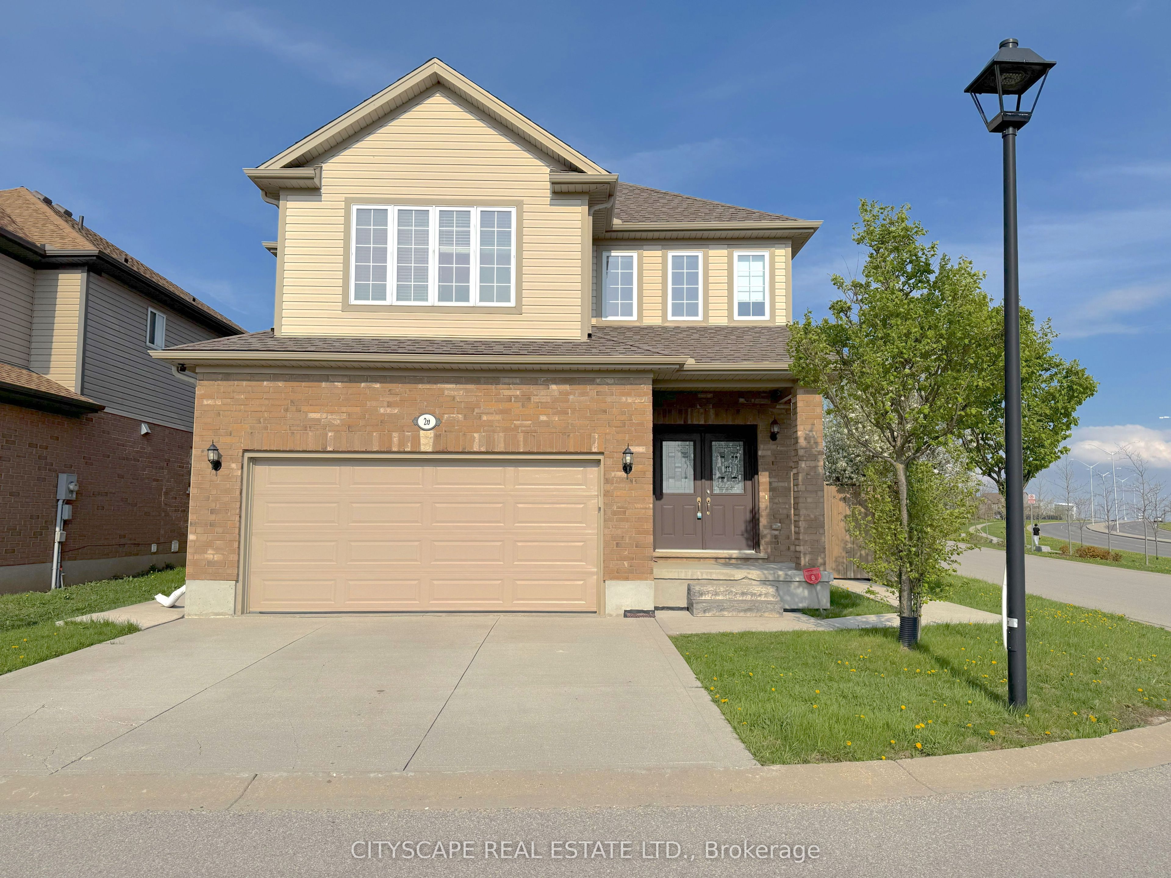 #20 - 3560 Singleton Avenue Property Photo 1